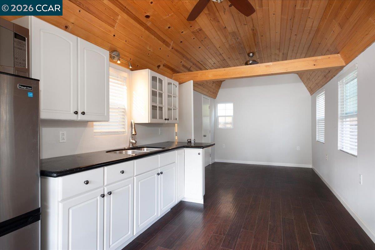 Detail Gallery Image 24 of 25 For 15 Aspen Ct, El Sobrante,  CA 94803 - 4 Beds | 3 Baths