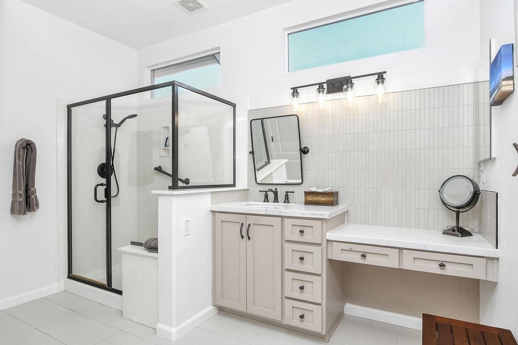 Detail Gallery Image 11 of 28 For 1318 Bonum Way, Brentwood,  CA 94513 - 2 Beds | 2 Baths