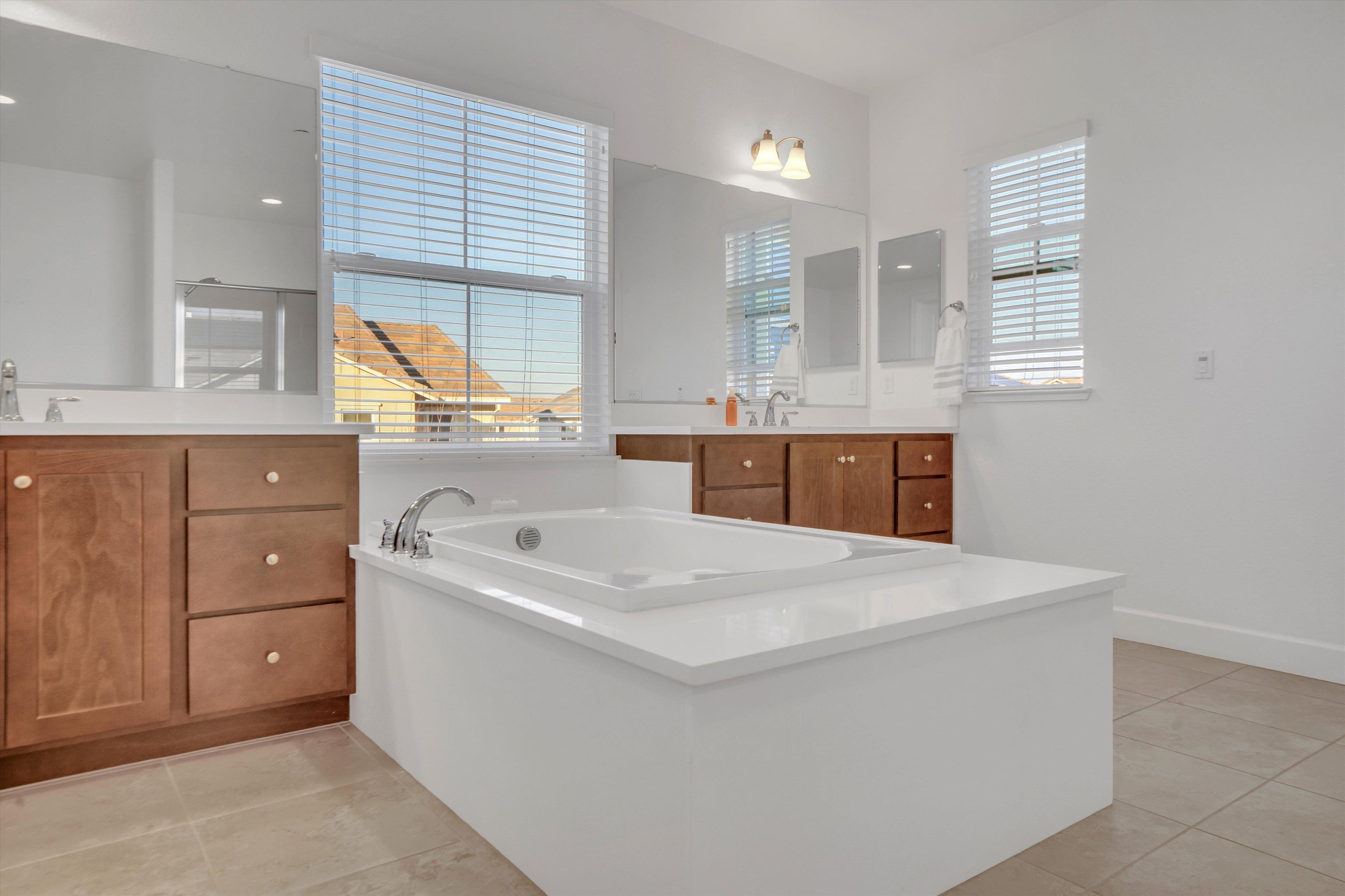 Detail Gallery Image 33 of 48 For 263 E Vita Ave, Mountain House,  CA 95391 - 4 Beds | 3/1 Baths