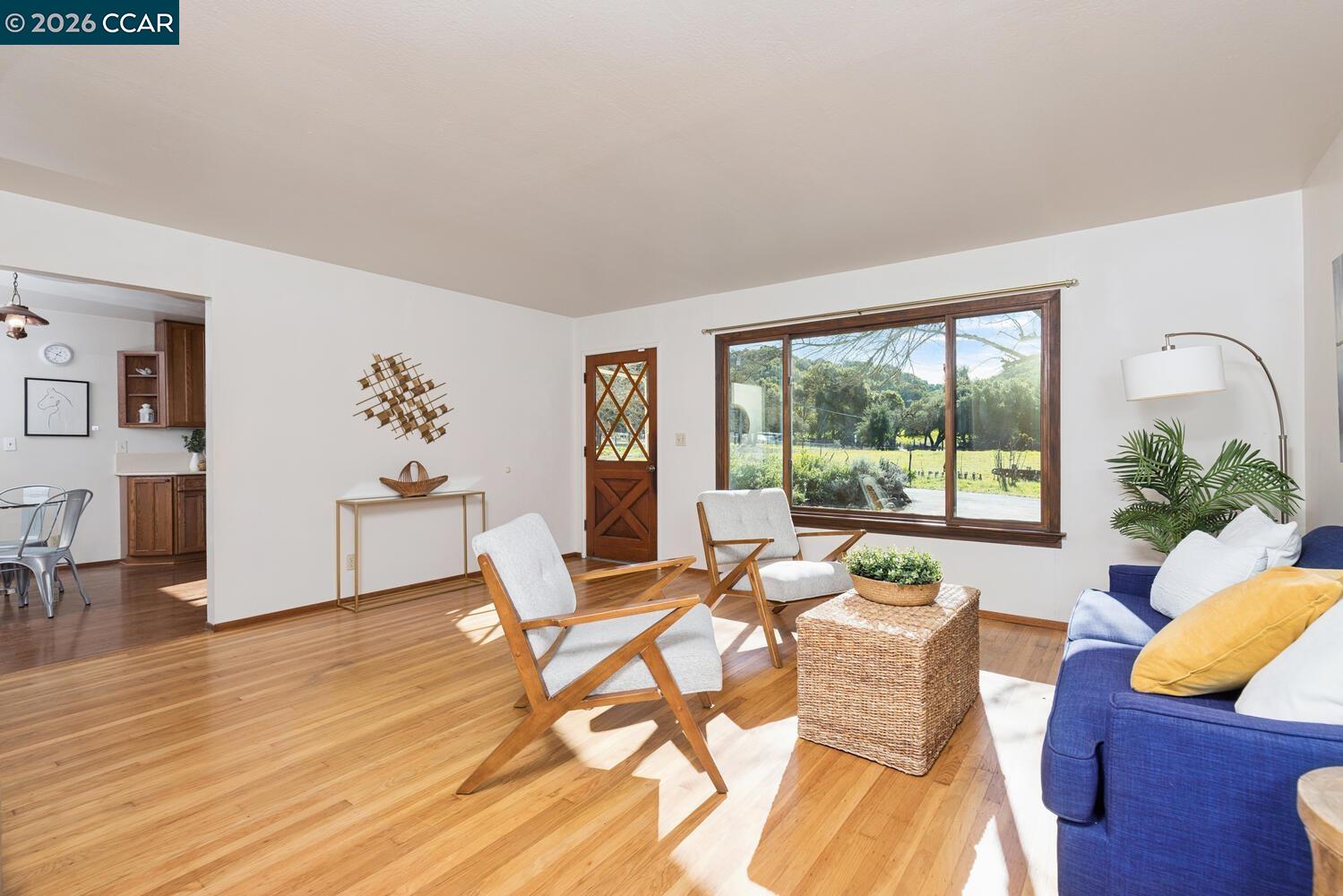 Detail Gallery Image 12 of 45 For 1015 Garcia Ranch Road, Martinez,  CA 94553 - 4 Beds | 2 Baths