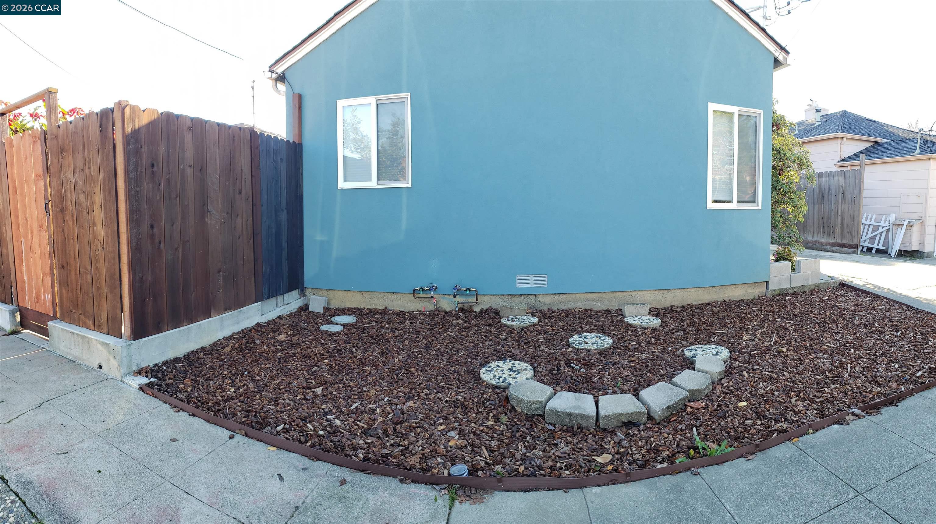 Detail Gallery Image 14 of 45 For 6130 Van Fleet Ave, Richmond,  CA 94804 - – Beds | – Baths