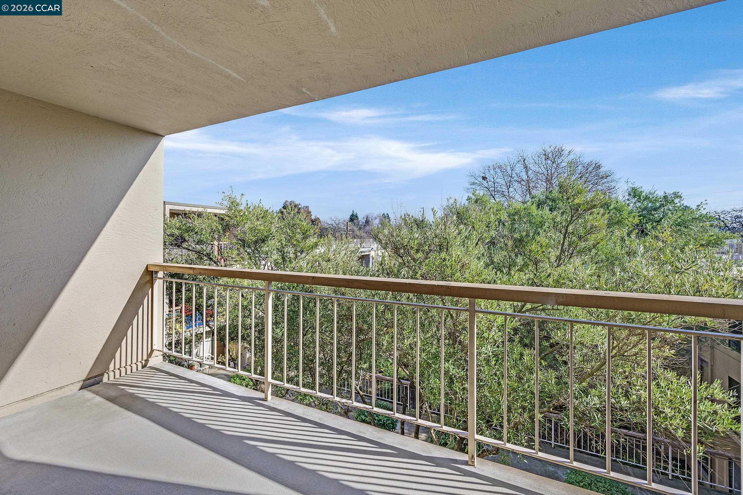 Photo #11: 41120926 Listing: Photo #11