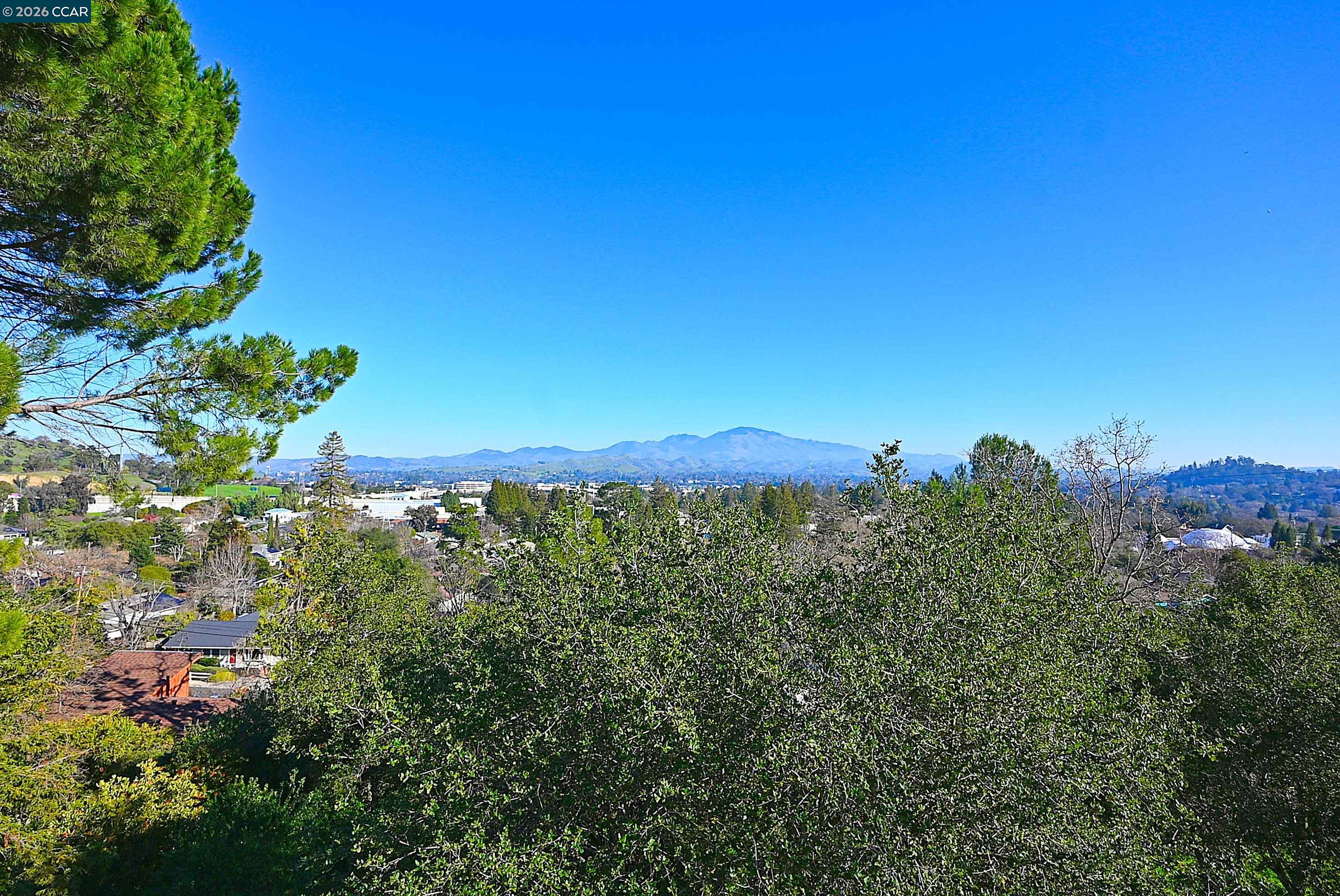 Detail Gallery Image 6 of 54 For 12 Westminster Place, Lafayette,  CA 94549 - 4 Beds | 3 Baths