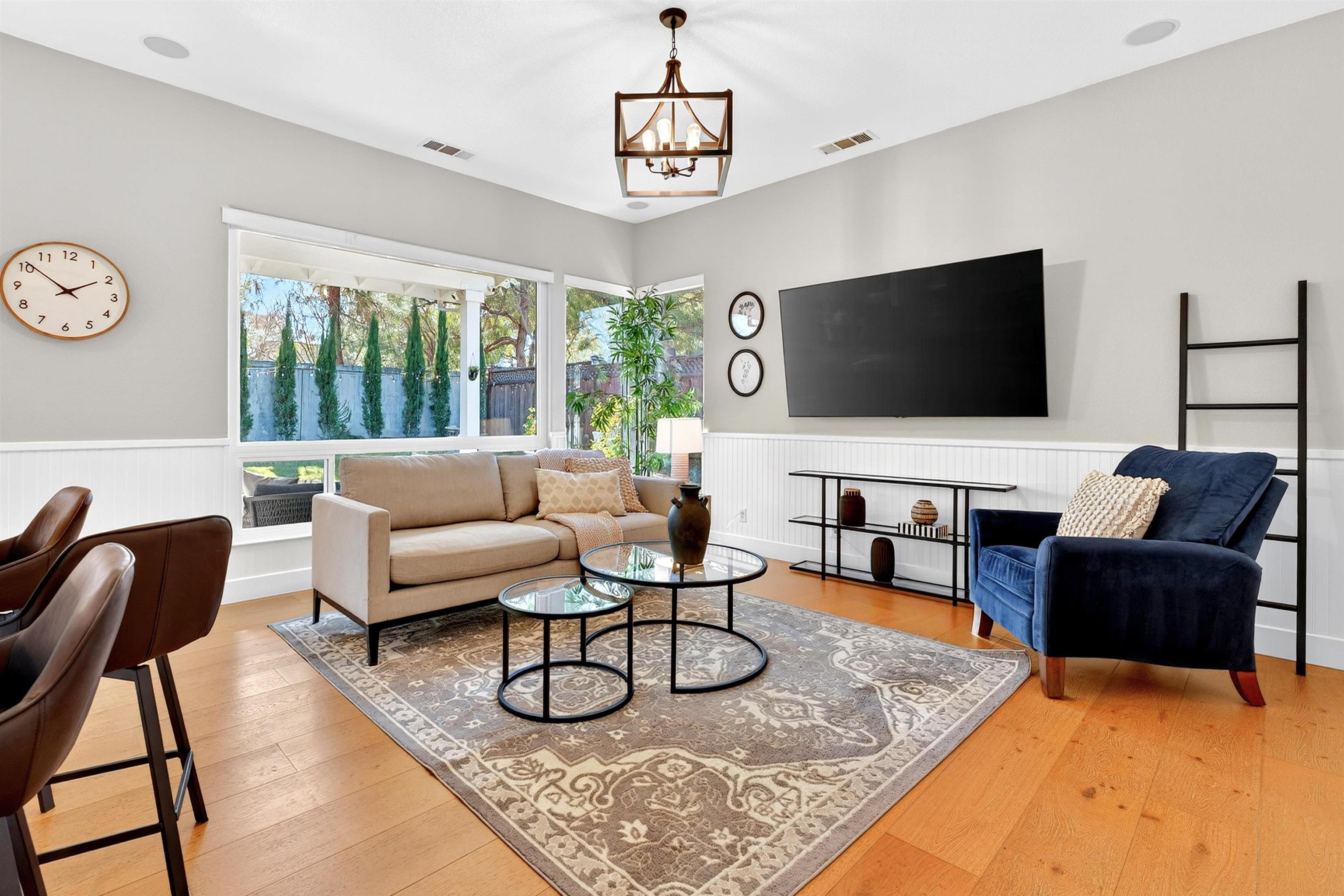 Detail Gallery Image 14 of 32 For 2571 Merlot Ln, Livermore,  CA 94550 - 4 Beds | 2/1 Baths