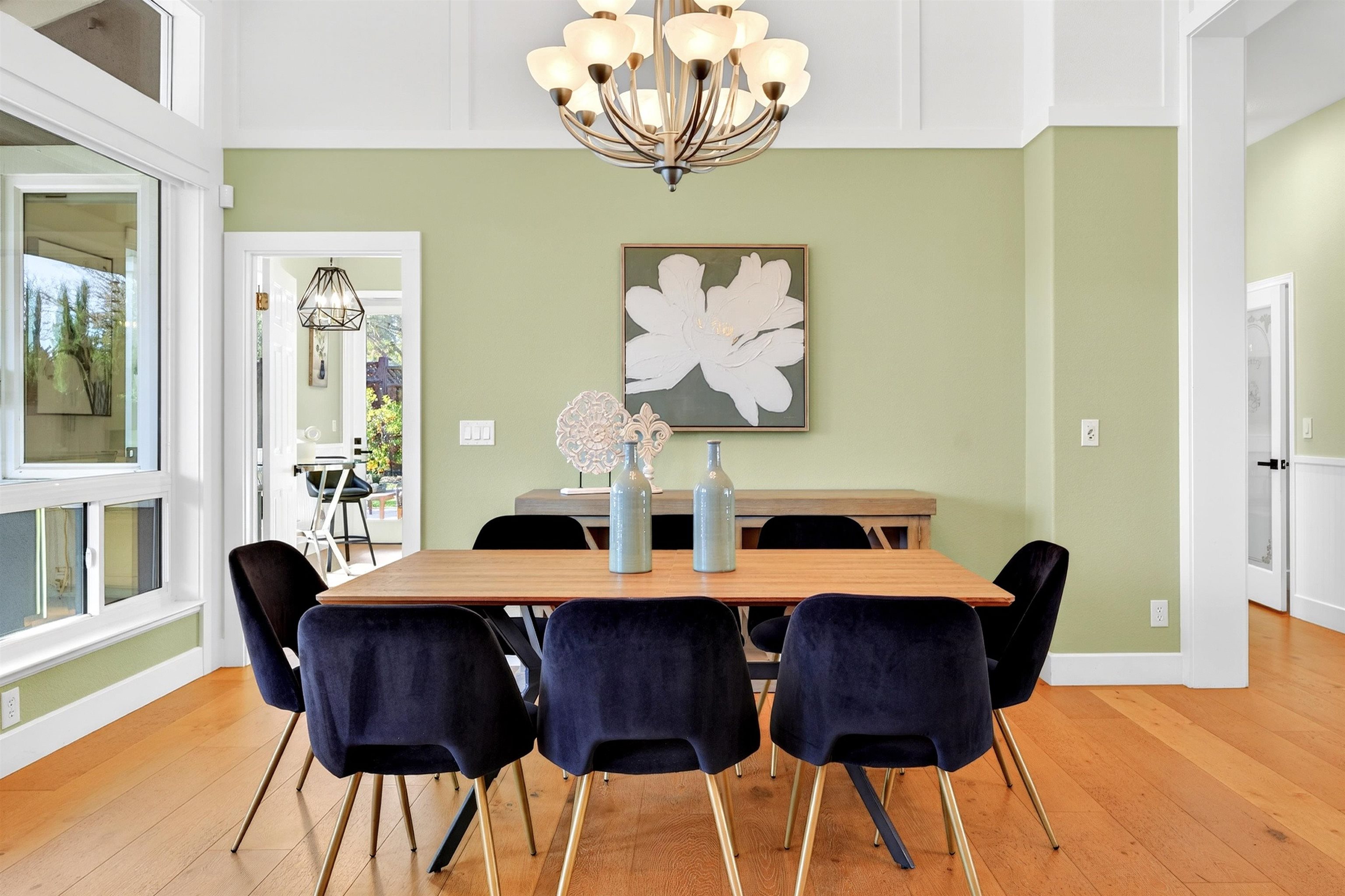 Detail Gallery Image 7 of 32 For 2571 Merlot Ln, Livermore,  CA 94550 - 4 Beds | 2/1 Baths