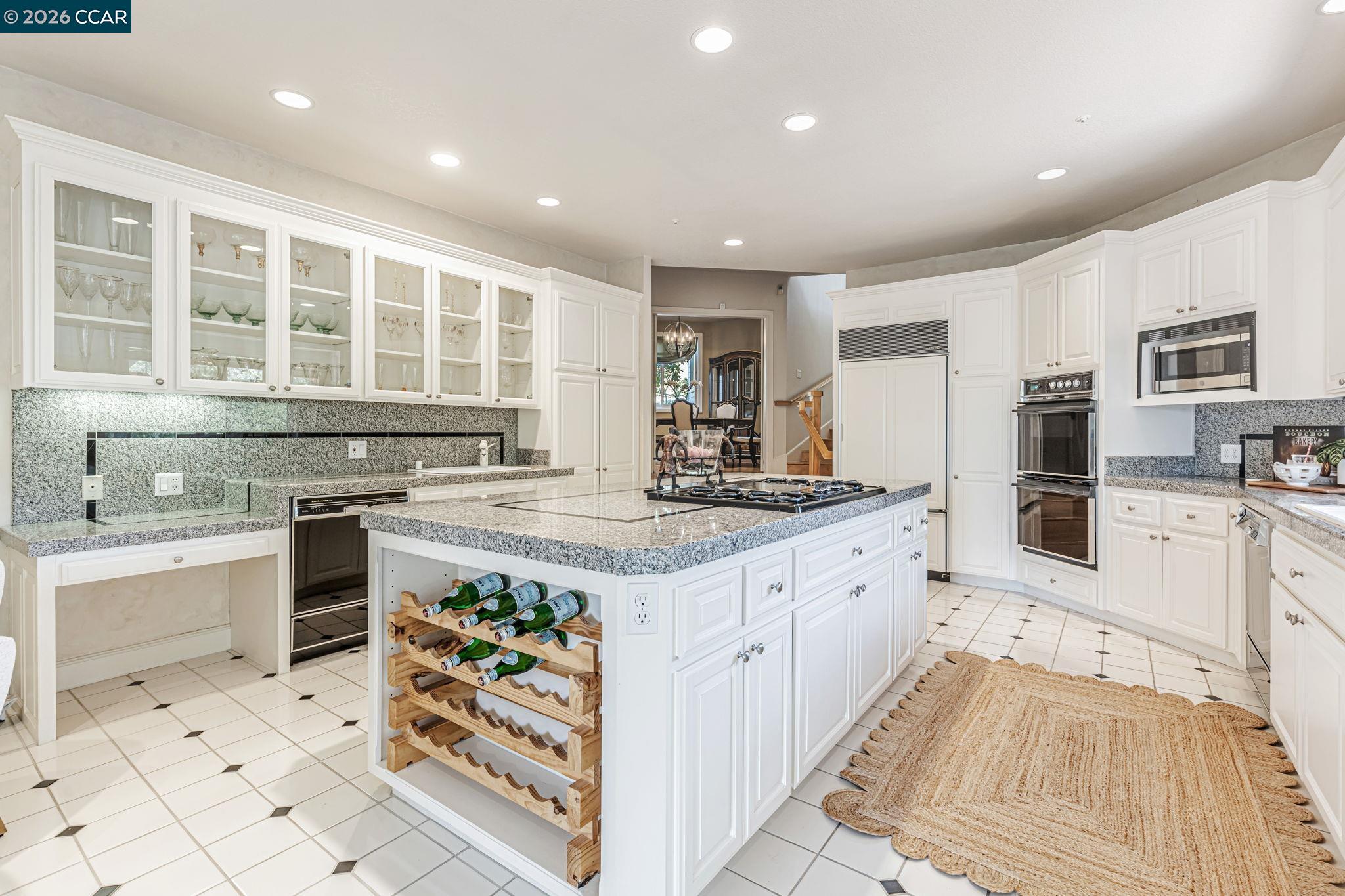 Detail Gallery Image 13 of 47 For 4 Julianna Ct, Moraga,  CA 94556 - 4 Beds | 4 Baths