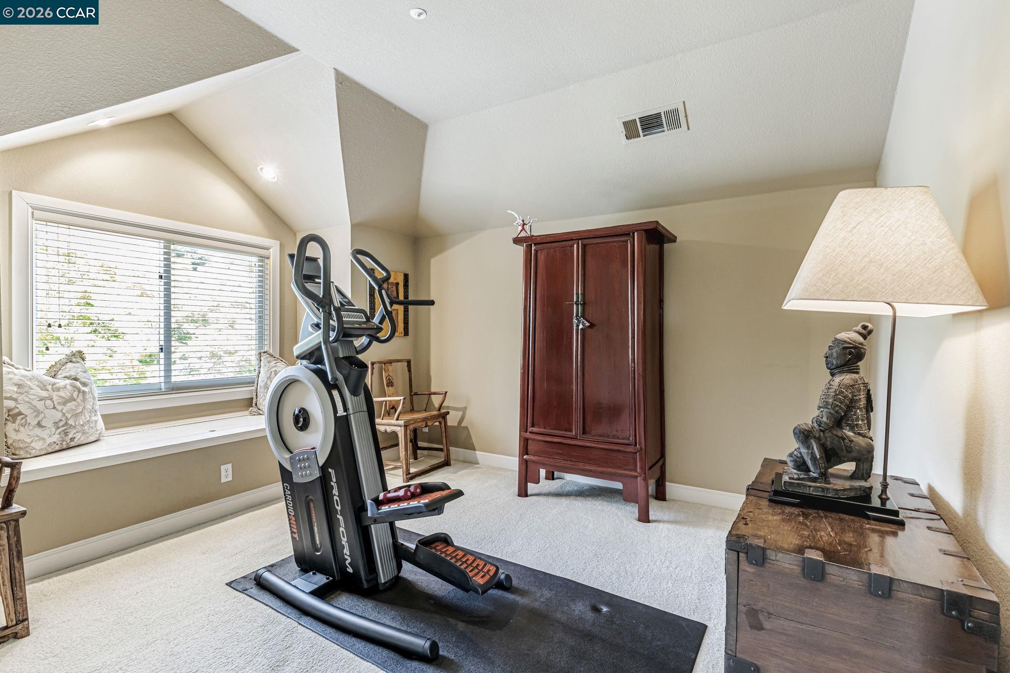 Detail Gallery Image 24 of 47 For 4 Julianna Ct, Moraga,  CA 94556 - 4 Beds | 4 Baths