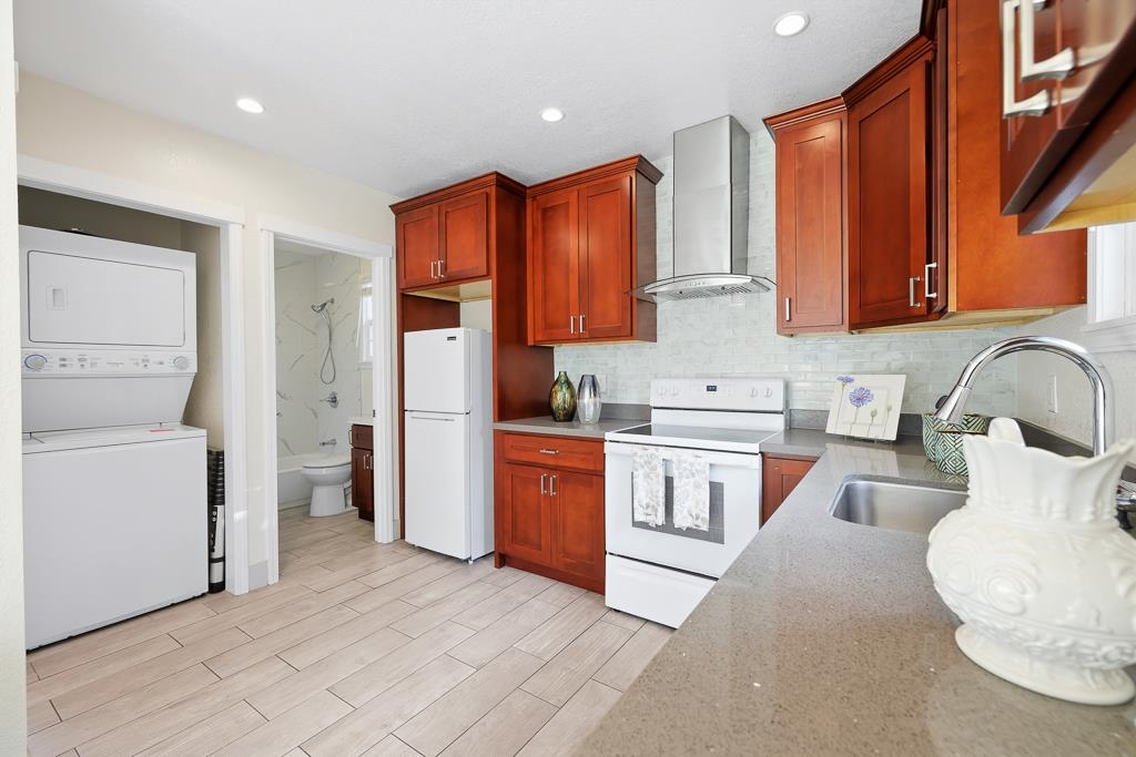 Detail Gallery Image 33 of 59 For 19790 Stanton Ave, Castro Valley,  CA 94546 - 4 Beds | 3 Baths