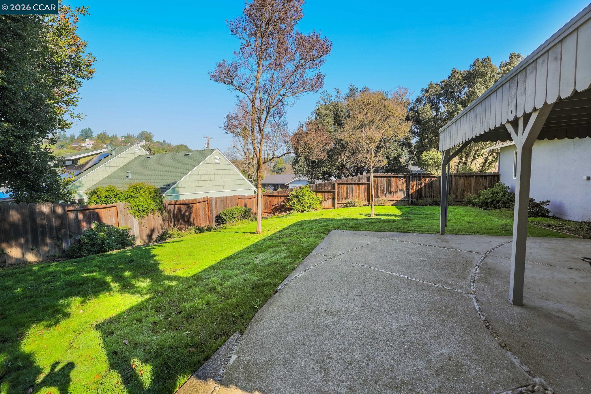 Detail Gallery Image 30 of 32 For 202 Christie Dr, Martinez,  CA 94553 - 3 Beds | 2 Baths