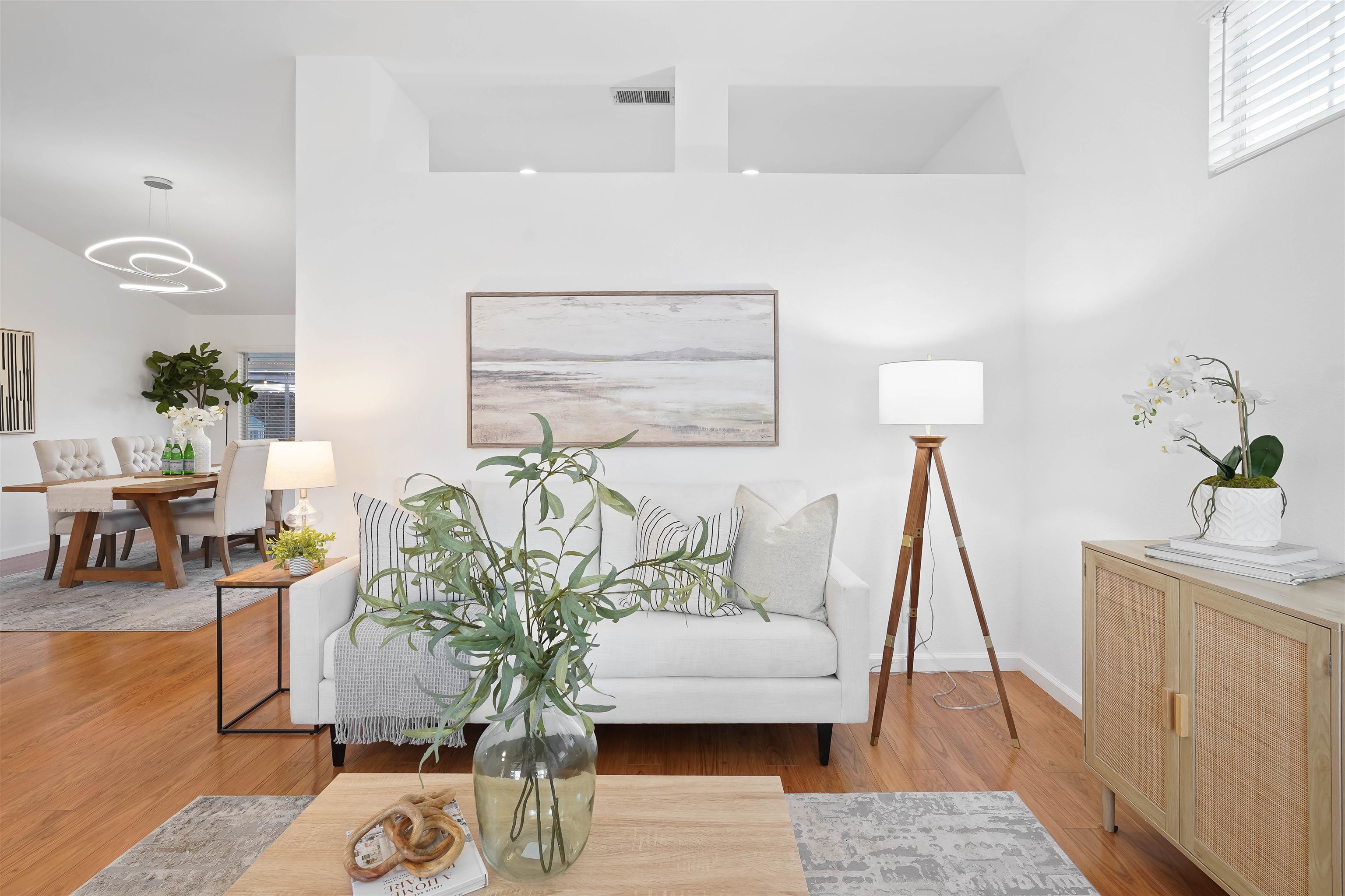 Detail Gallery Image 6 of 32 For 2255 Mcallister Ln, Riverbank,  CA 95367 - 3 Beds | 2 Baths