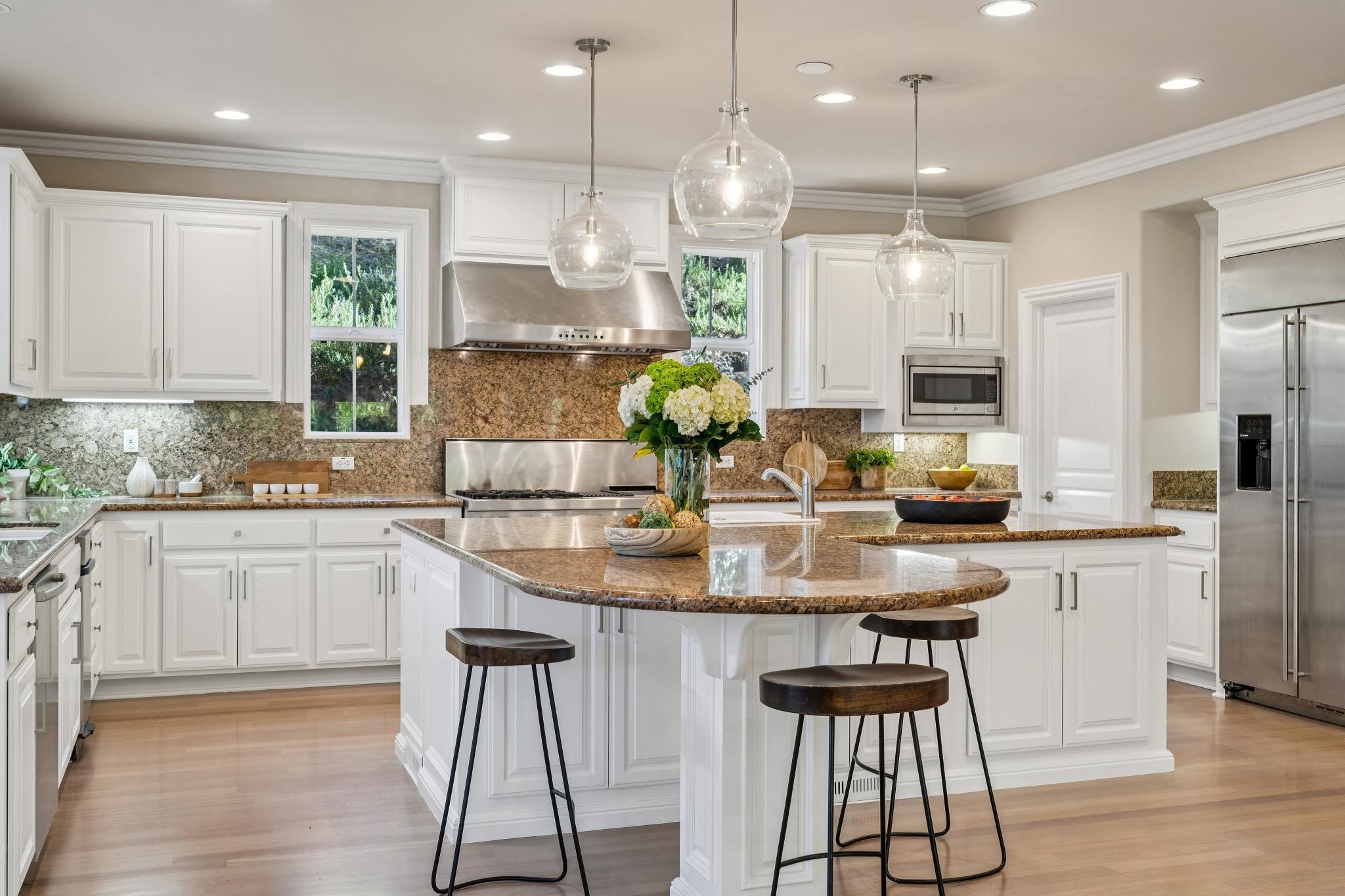 Detail Gallery Image 13 of 59 For 125 Mystic Pl, Alamo,  CA 94507 - 5 Beds | 4/1 Baths