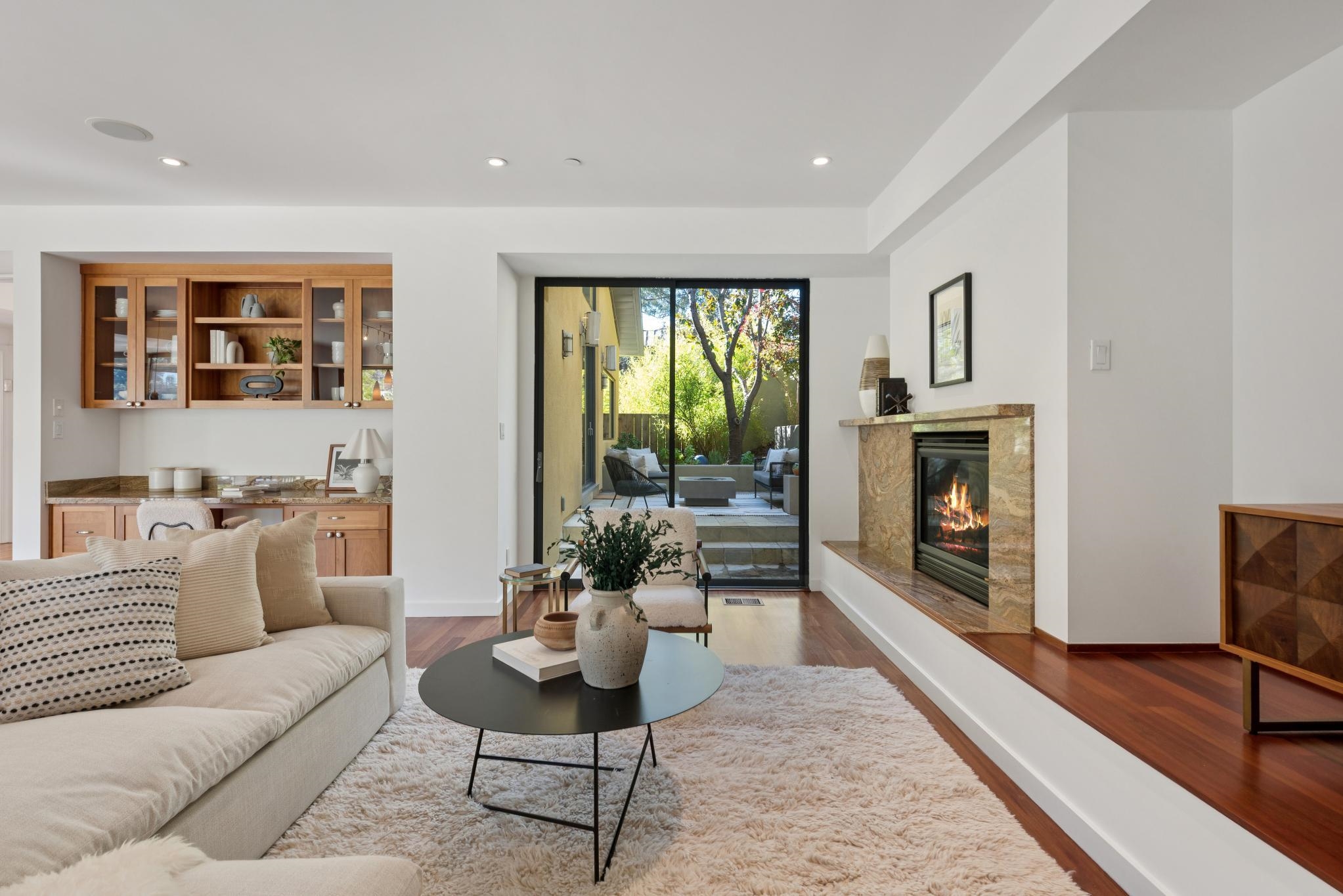 Detail Gallery Image 25 of 59 For 1015 Grand View Dr, Berkeley,  CA 94705 - 5 Beds | 4/1 Baths