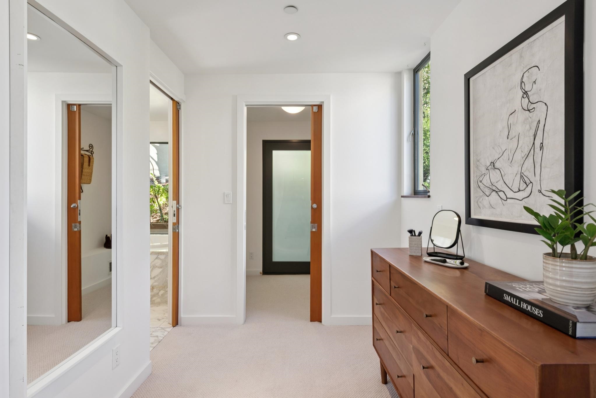 Detail Gallery Image 35 of 59 For 1015 Grand View Dr, Berkeley,  CA 94705 - 5 Beds | 4/1 Baths