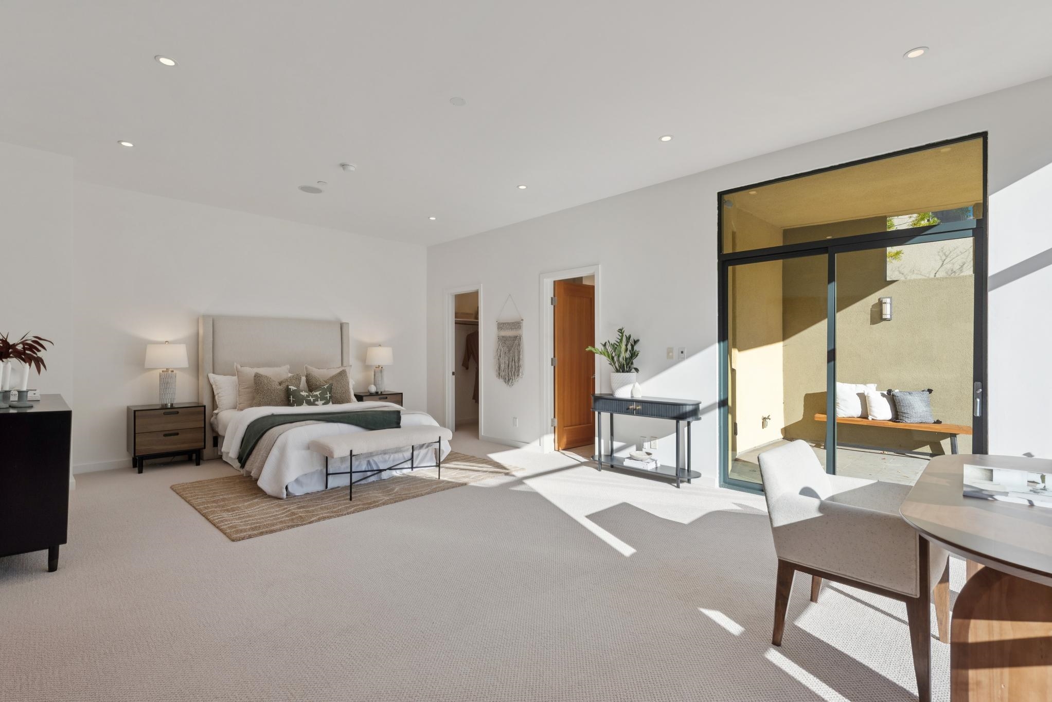 Detail Gallery Image 39 of 59 For 1015 Grand View Dr, Berkeley,  CA 94705 - 5 Beds | 4/1 Baths