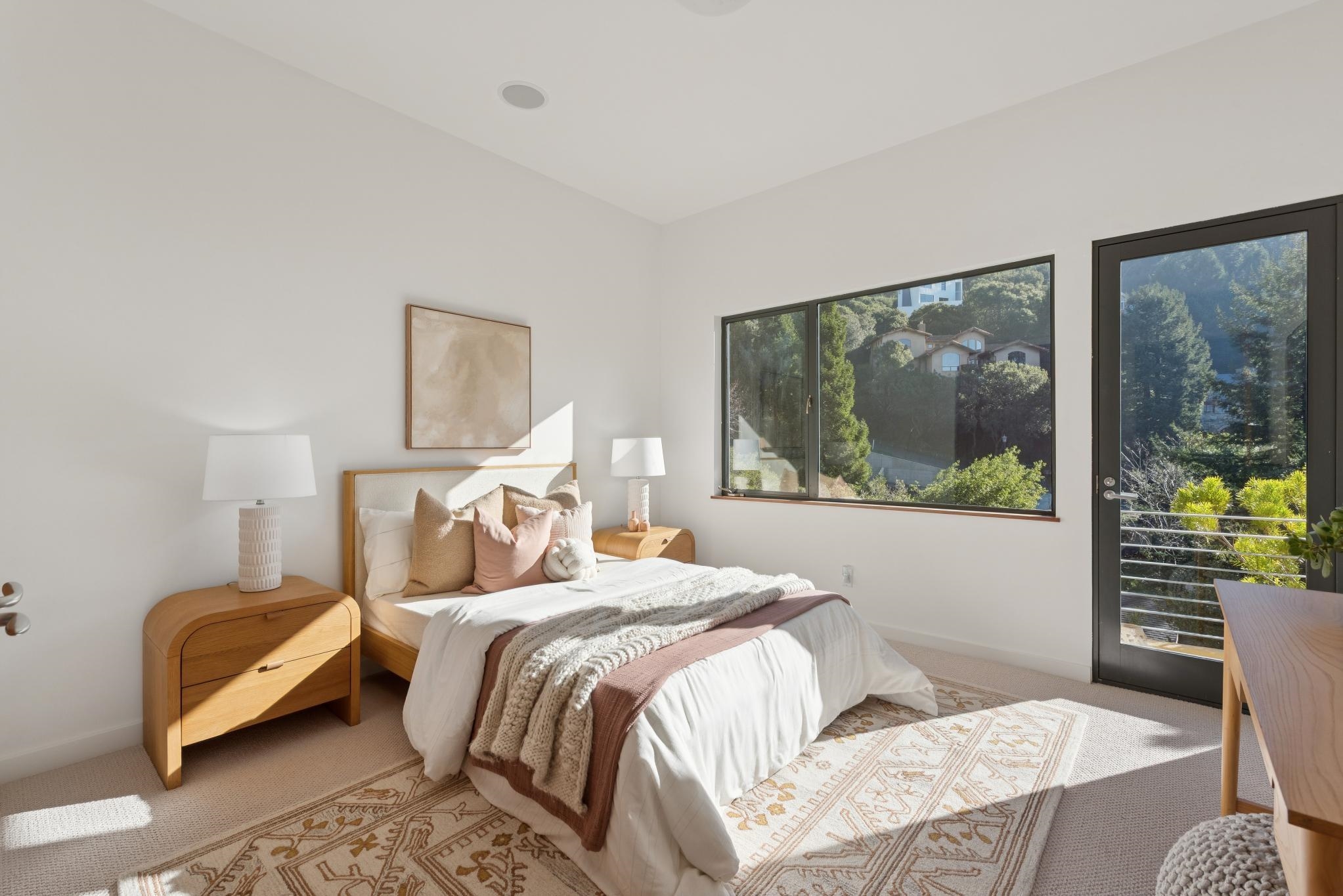 Detail Gallery Image 46 of 59 For 1015 Grand View Dr, Berkeley,  CA 94705 - 5 Beds | 4/1 Baths