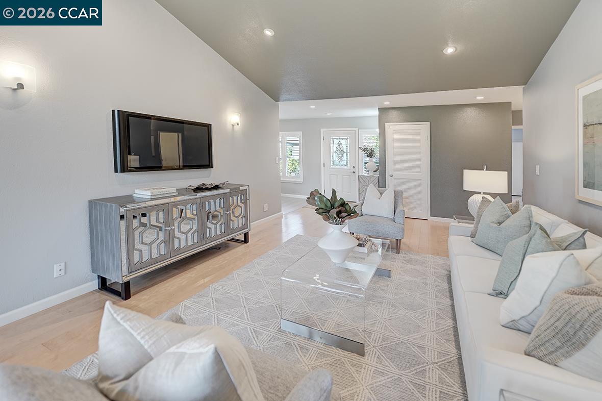 Photo #30: 41120949 Listing: Photo #30