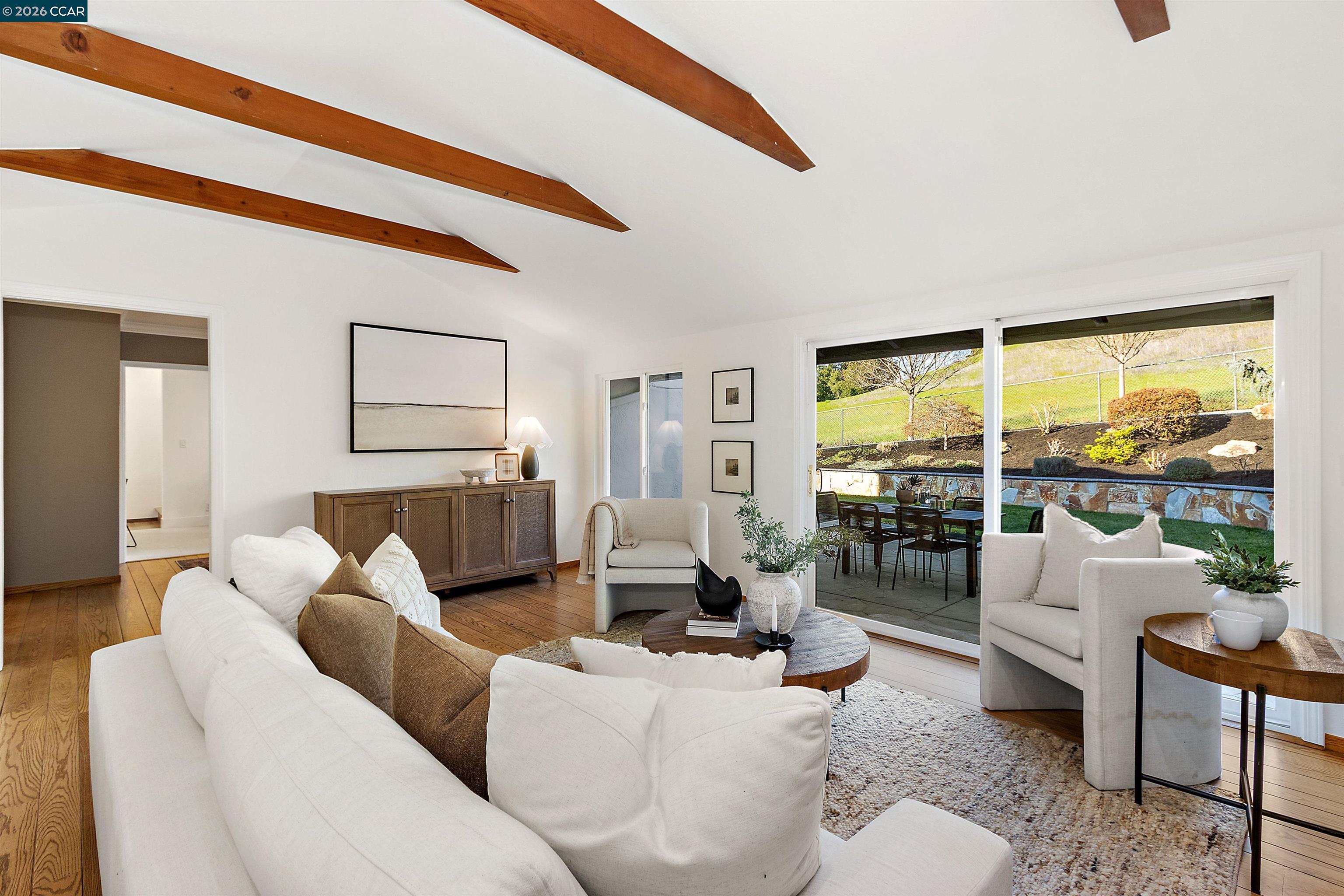 Detail Gallery Image 14 of 34 For 131 Donald Dr, Moraga,  CA 94556 - 4 Beds | 3 Baths