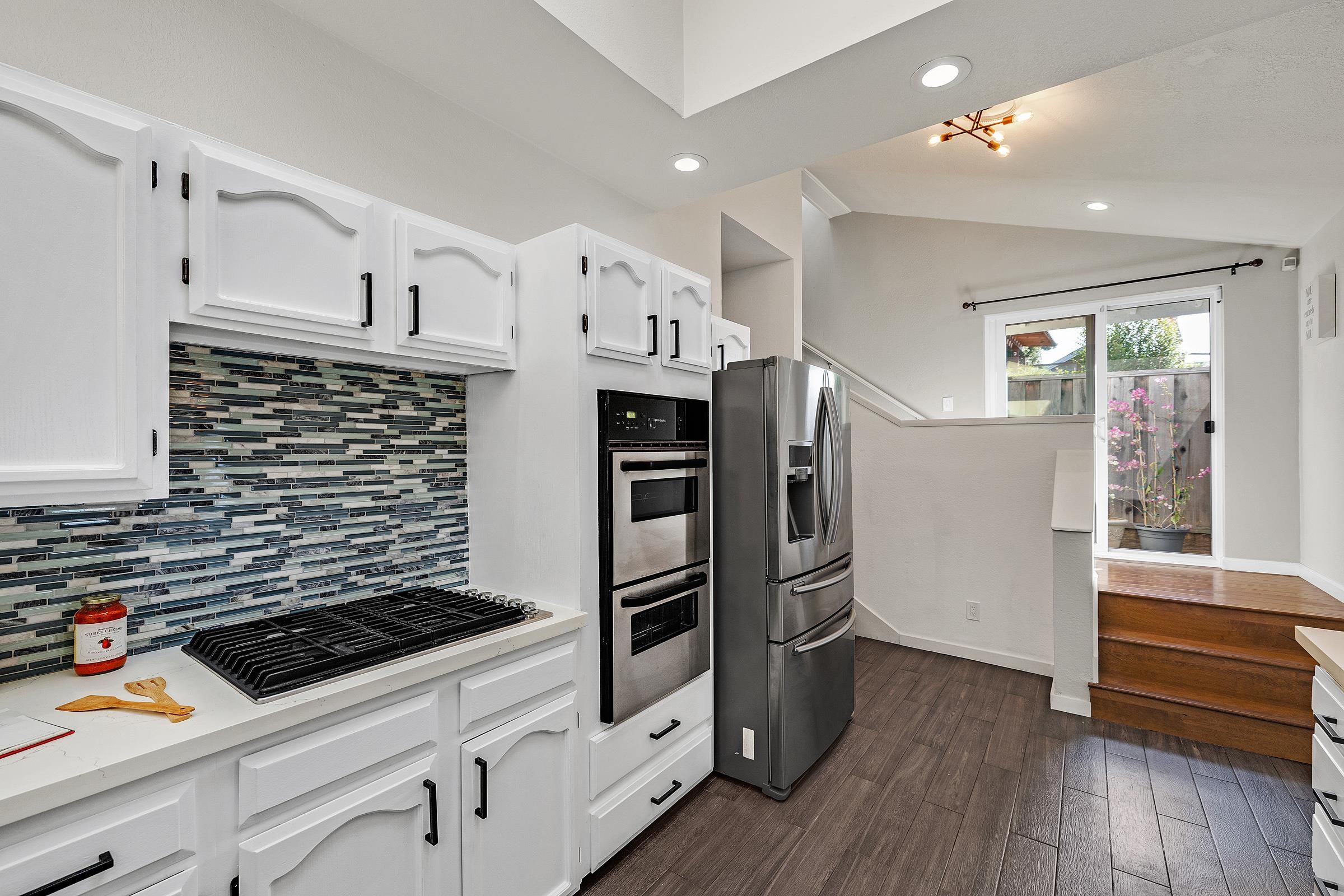 Detail Gallery Image 19 of 49 For 7554 Sunkist Dr, Oakland,  CA 94605 - 3 Beds | 2 Baths