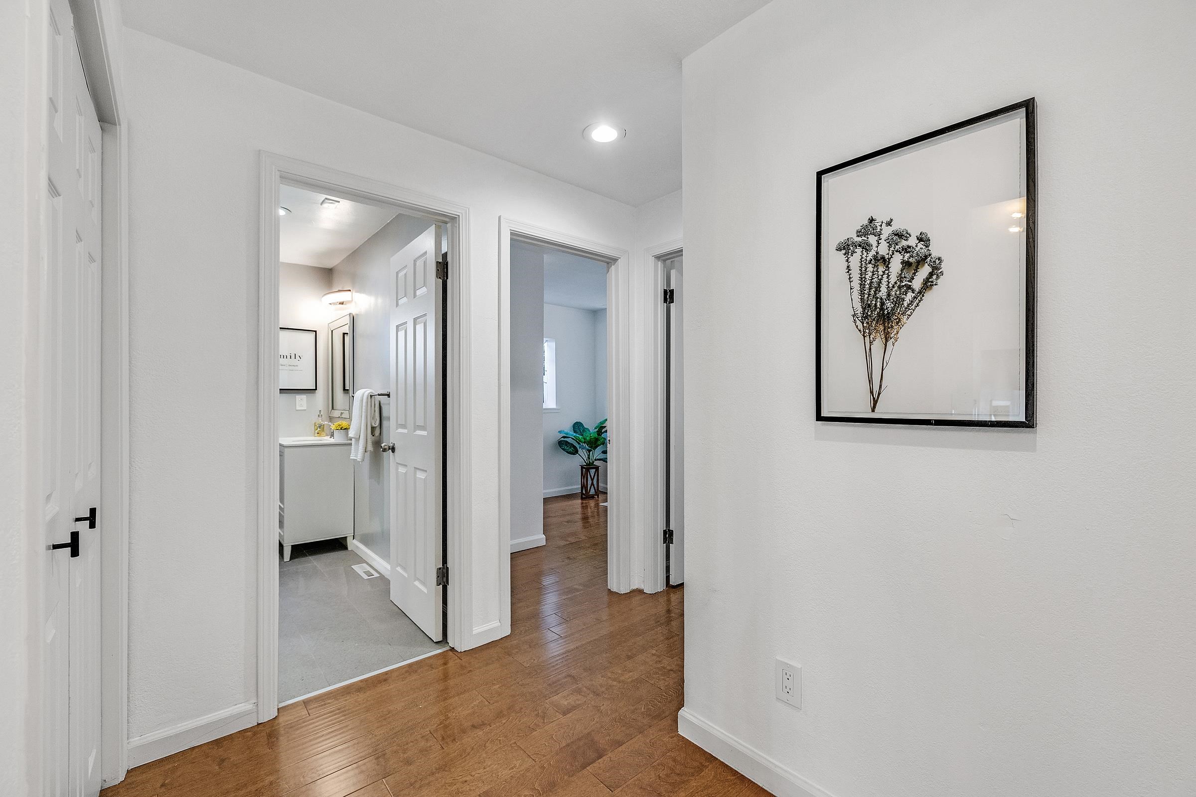 Detail Gallery Image 23 of 49 For 7554 Sunkist Dr, Oakland,  CA 94605 - 3 Beds | 2 Baths