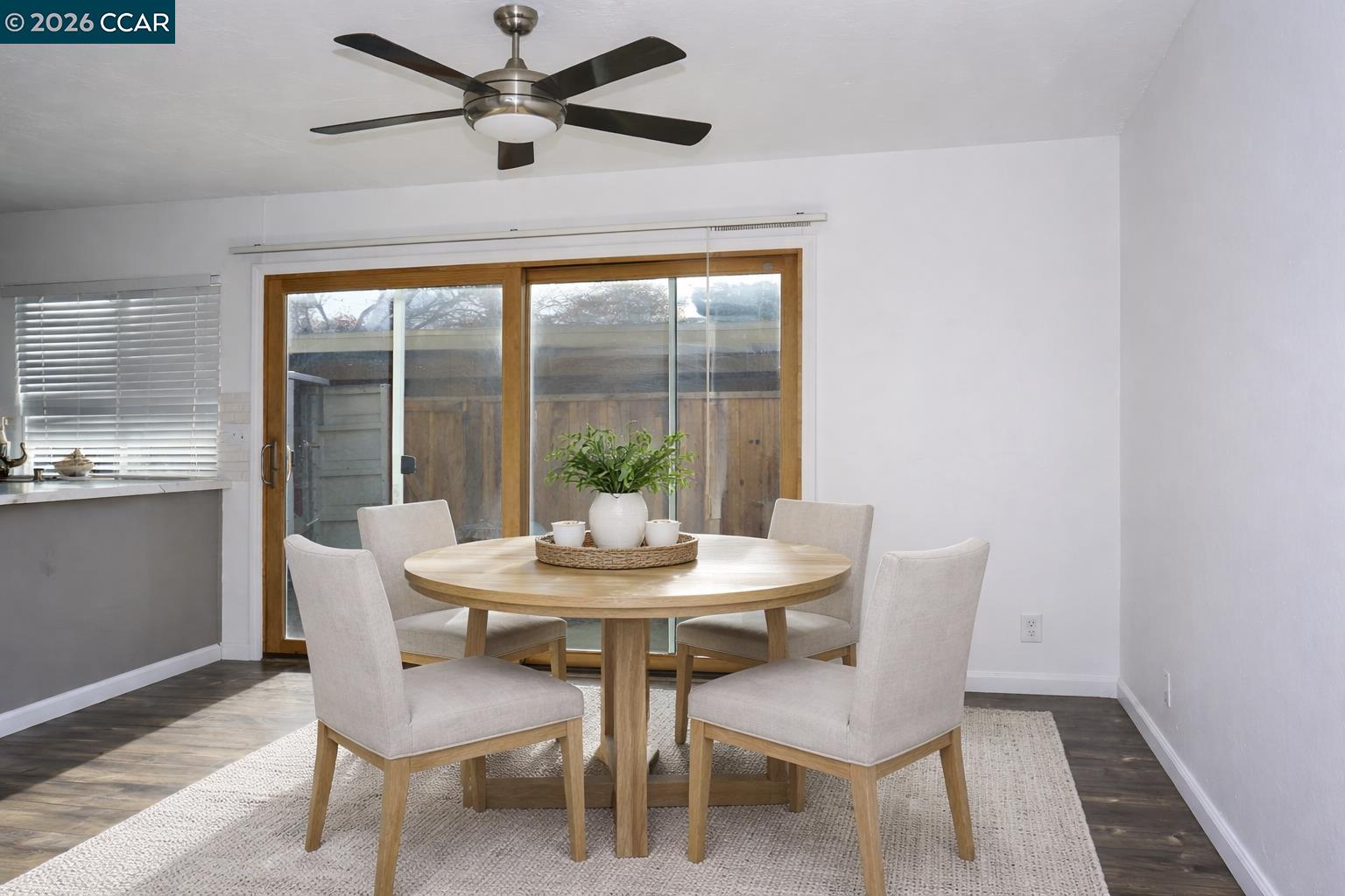 Detail Gallery Image 13 of 45 For 405 Don Fernando Way, San Jose,  CA 95123 - 3 Beds | 1/1 Baths