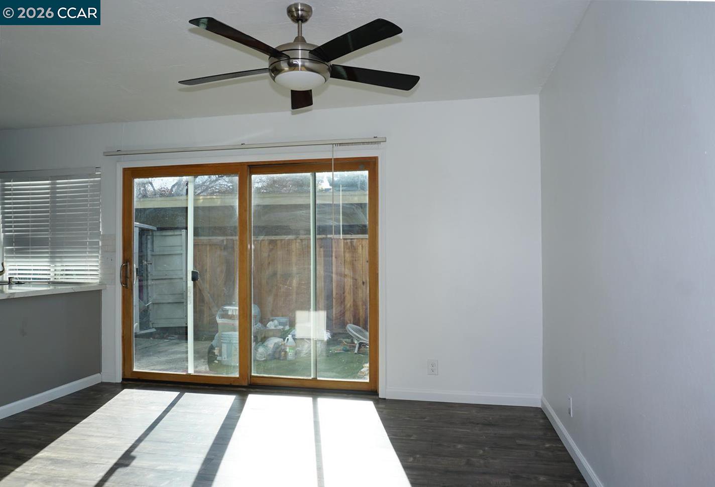 Detail Gallery Image 14 of 45 For 405 Don Fernando Way, San Jose,  CA 95123 - 3 Beds | 1/1 Baths