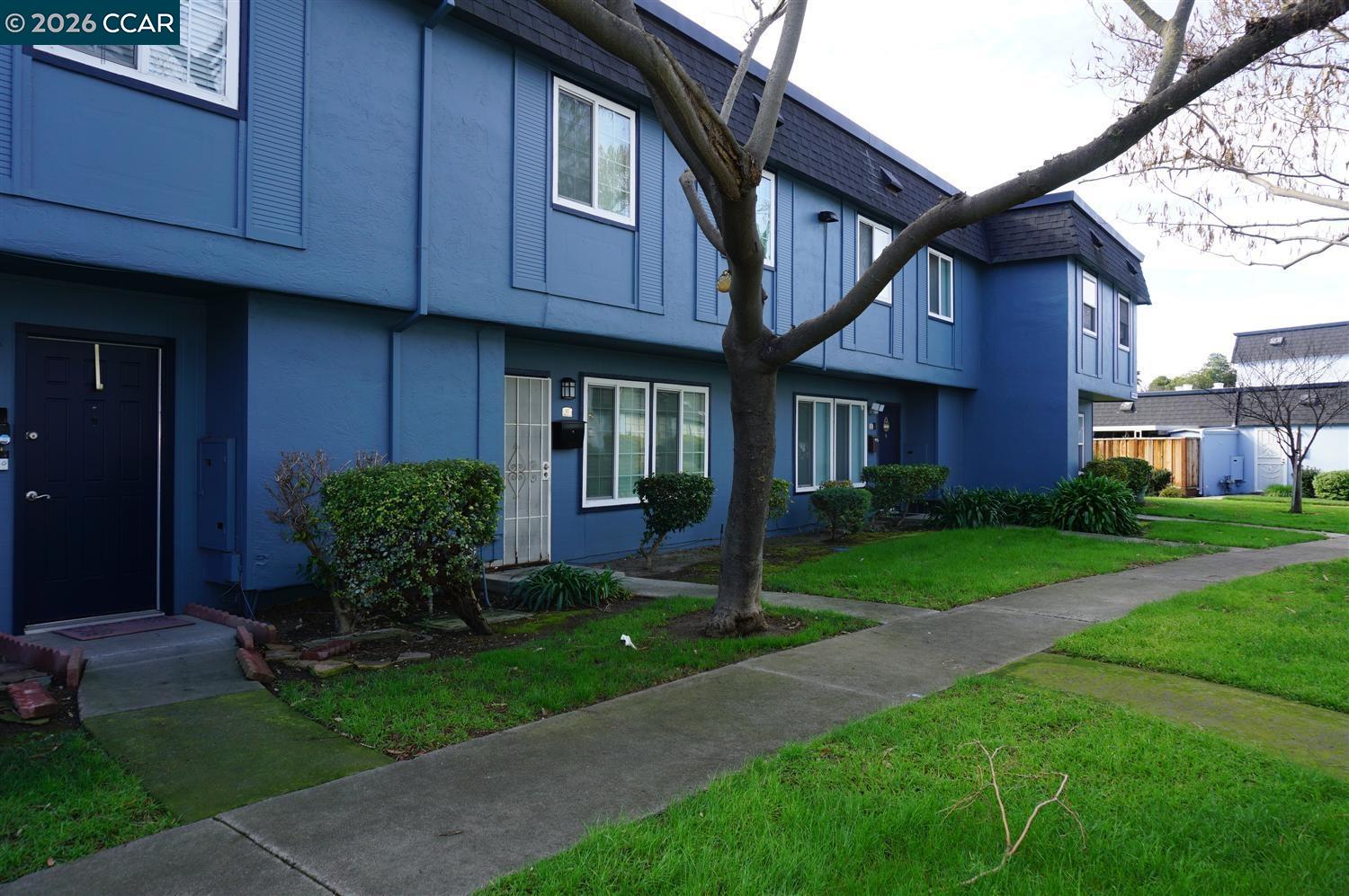 Detail Gallery Image 4 of 45 For 405 Don Fernando Way, San Jose,  CA 95123 - 3 Beds | 1/1 Baths