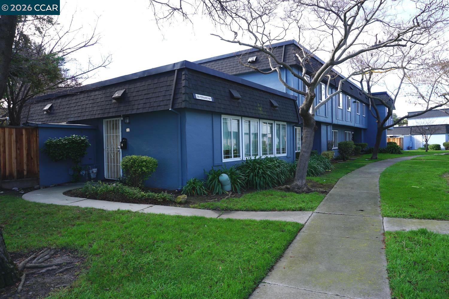 Detail Gallery Image 5 of 45 For 405 Don Fernando Way, San Jose,  CA 95123 - 3 Beds | 1/1 Baths