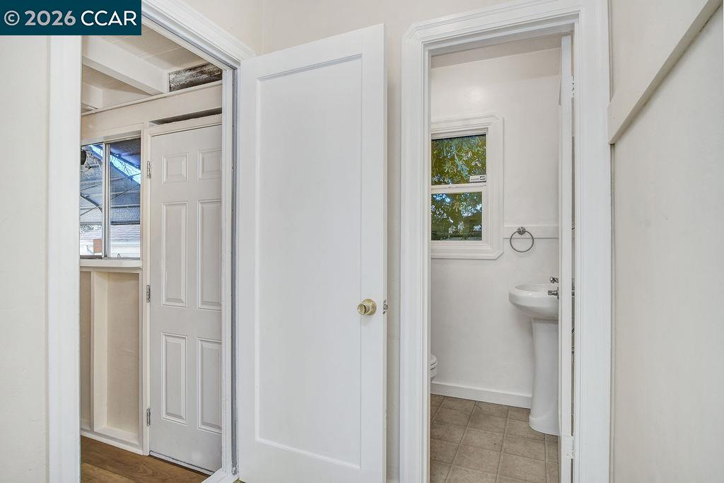 Detail Gallery Image 15 of 39 For 223 W 10th St, Antioch,  CA 94509 - 3 Beds | 1/1 Baths