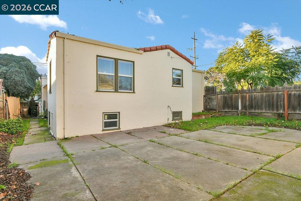 Detail Gallery Image 28 of 39 For 223 W 10th St, Antioch,  CA 94509 - 3 Beds | 1/1 Baths