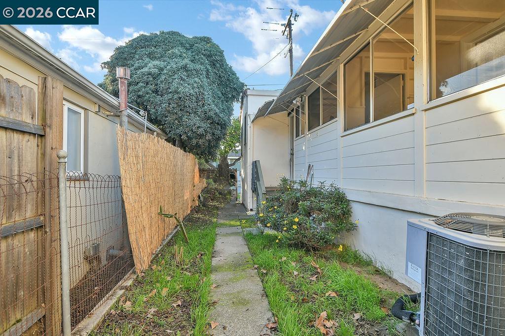 Detail Gallery Image 33 of 39 For 223 W 10th St, Antioch,  CA 94509 - 3 Beds | 1/1 Baths