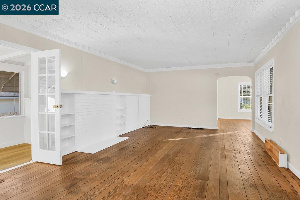 Detail Gallery Image 6 of 39 For 223 W 10th St, Antioch,  CA 94509 - 3 Beds | 1/1 Baths