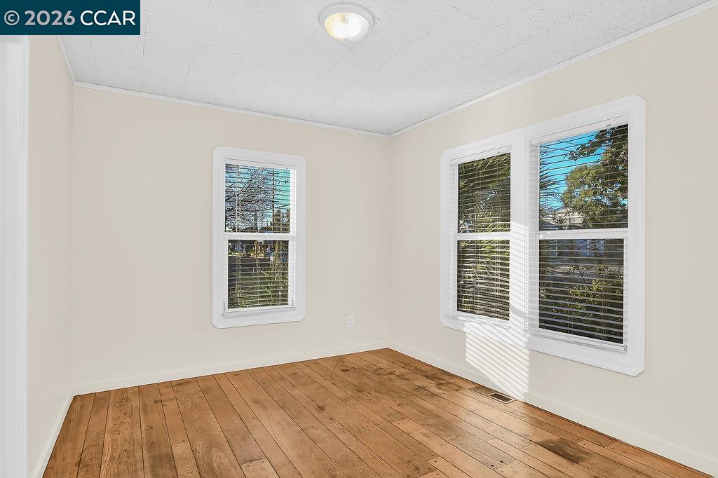 Detail Gallery Image 8 of 39 For 223 W 10th St, Antioch,  CA 94509 - 3 Beds | 1/1 Baths