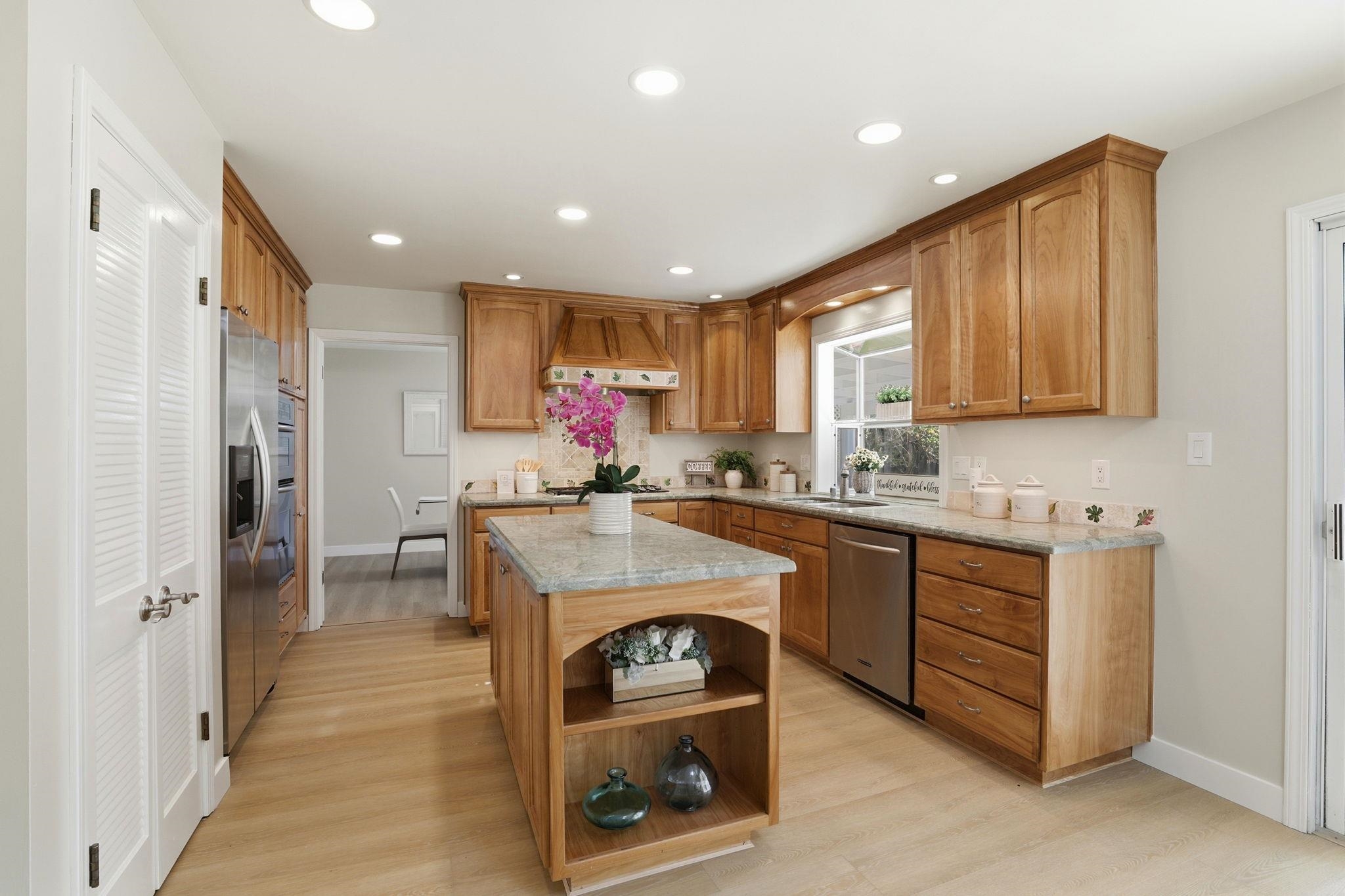 Detail Gallery Image 12 of 43 For 786 Wisteria Dr, Fremont,  CA 94539 - 4 Beds | 3 Baths