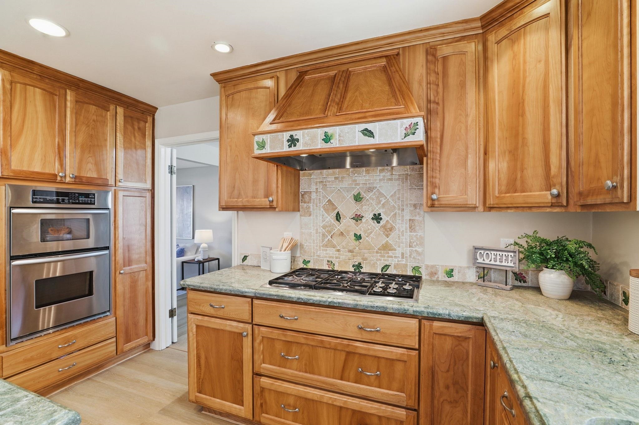 Detail Gallery Image 14 of 43 For 786 Wisteria Dr, Fremont,  CA 94539 - 4 Beds | 3 Baths