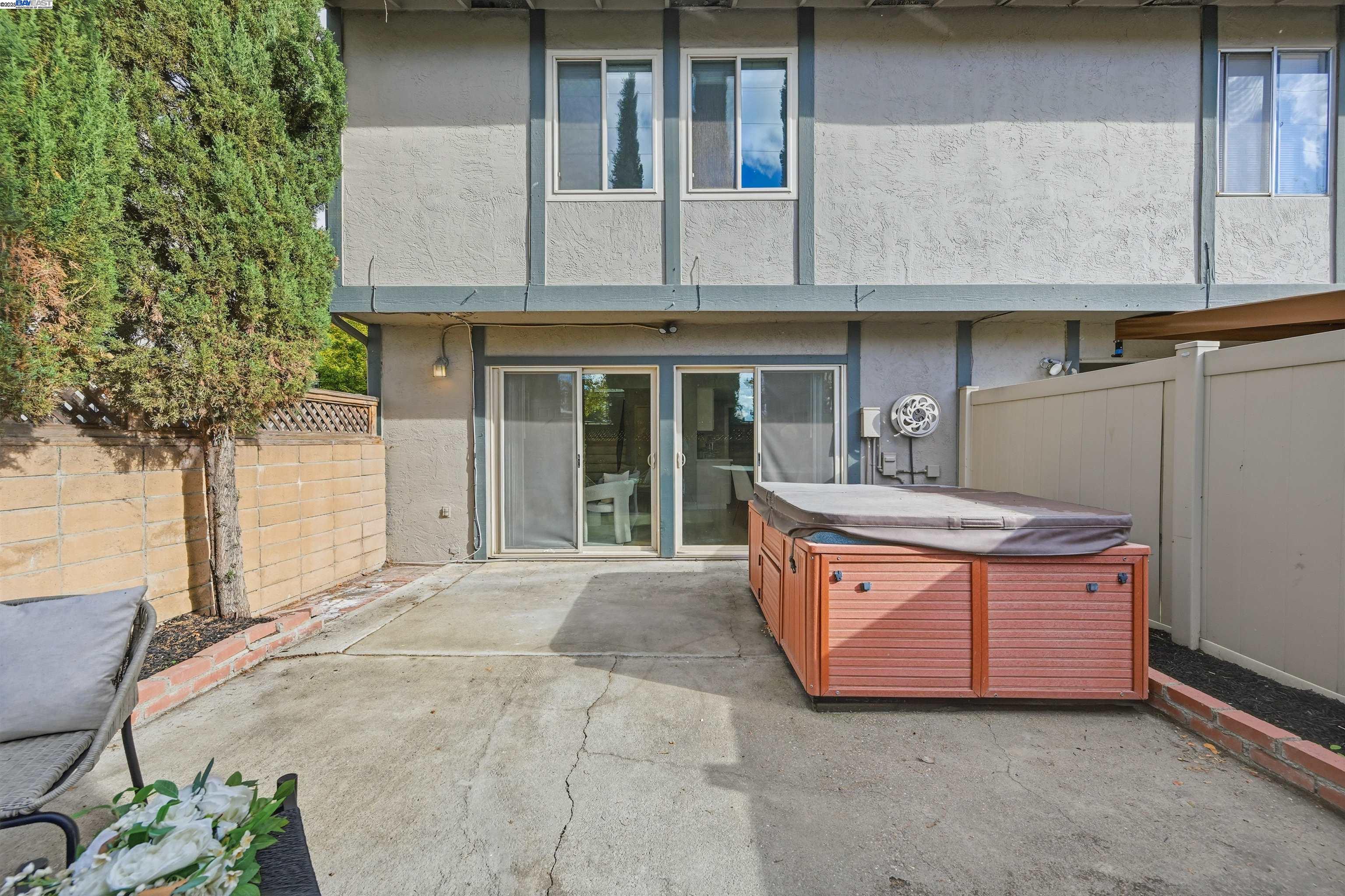 Detail Gallery Image 36 of 38 For 707 Sandpiper Cmn, Livermore,  CA 94551 - 3 Beds | 1/1 Baths