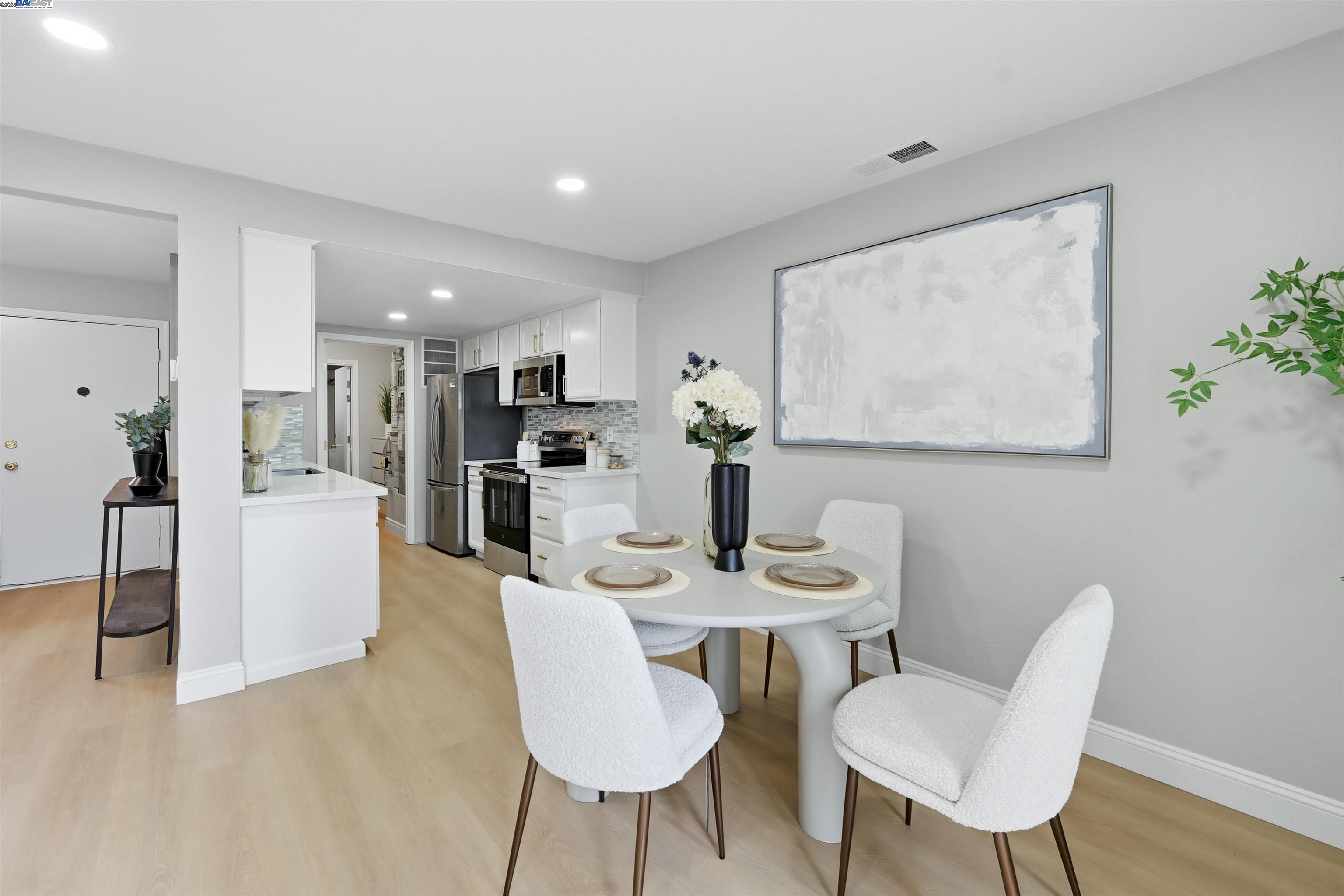 Photo #10: 41120963 Listing: Photo #10