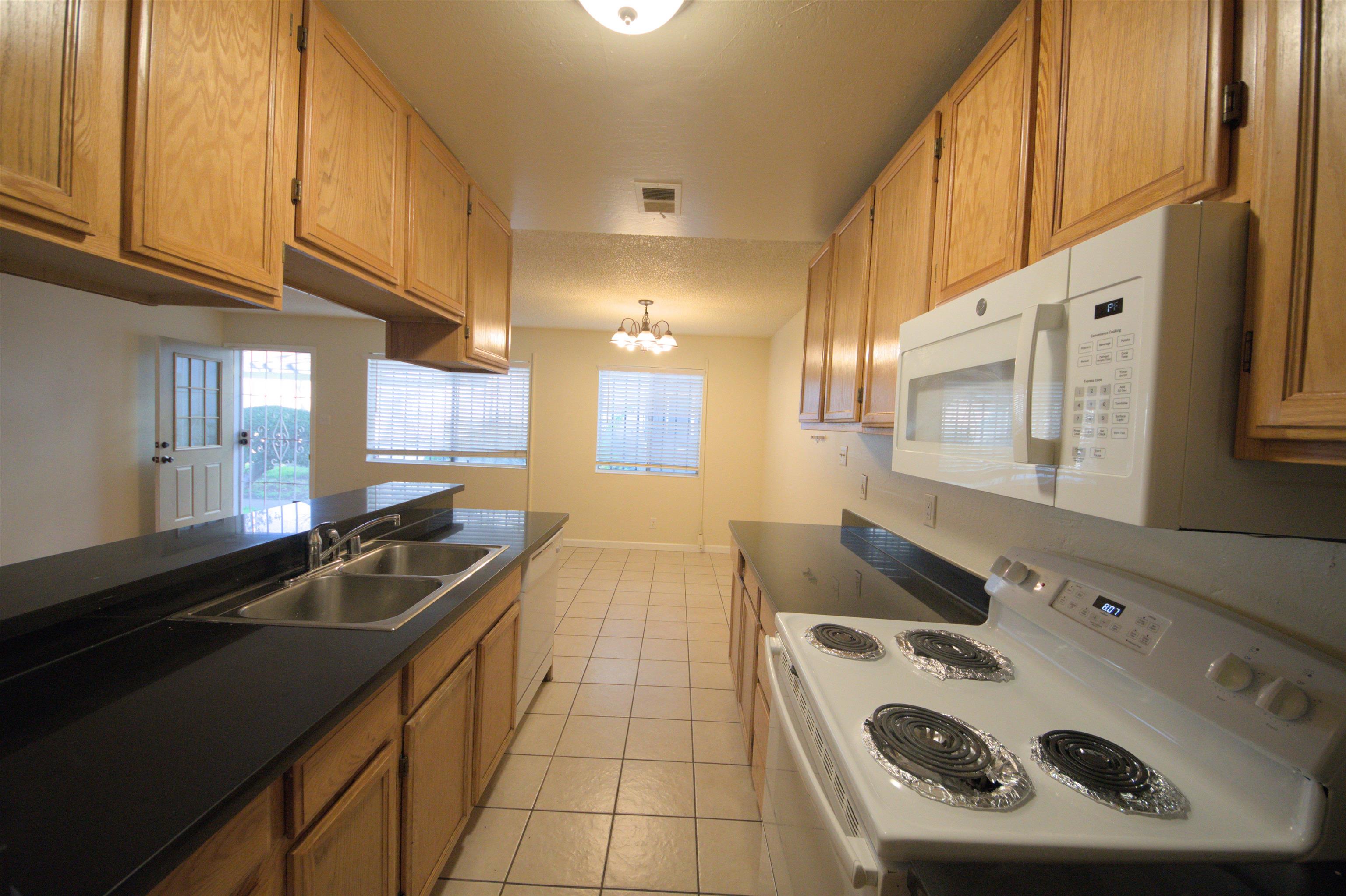 Detail Gallery Image 12 of 43 For 1214 Sycamore Dr #2,  Antioch,  CA 94509 - 2 Beds | 1 Baths