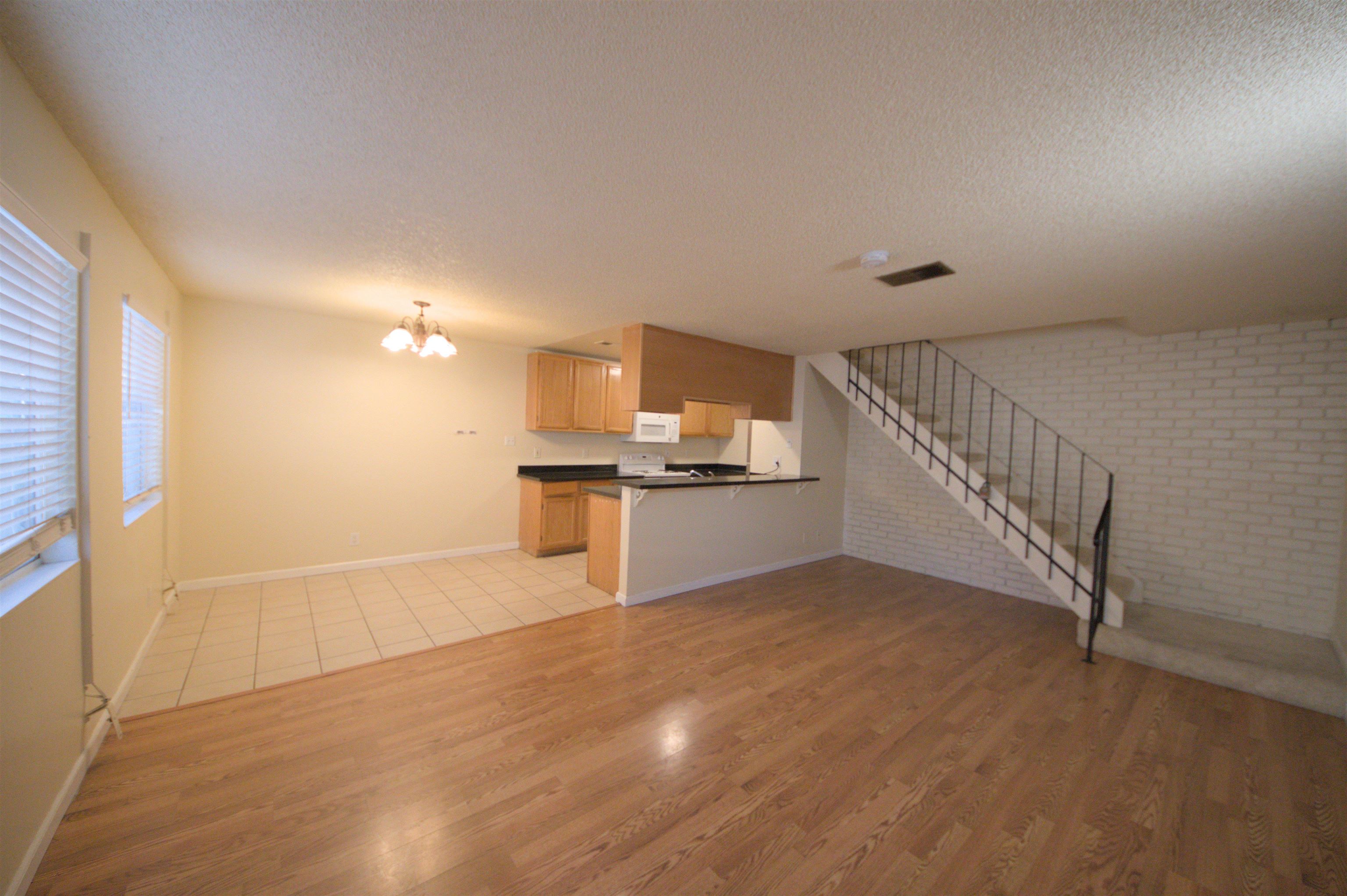Detail Gallery Image 6 of 43 For 1214 Sycamore Dr #2,  Antioch,  CA 94509 - 2 Beds | 1 Baths