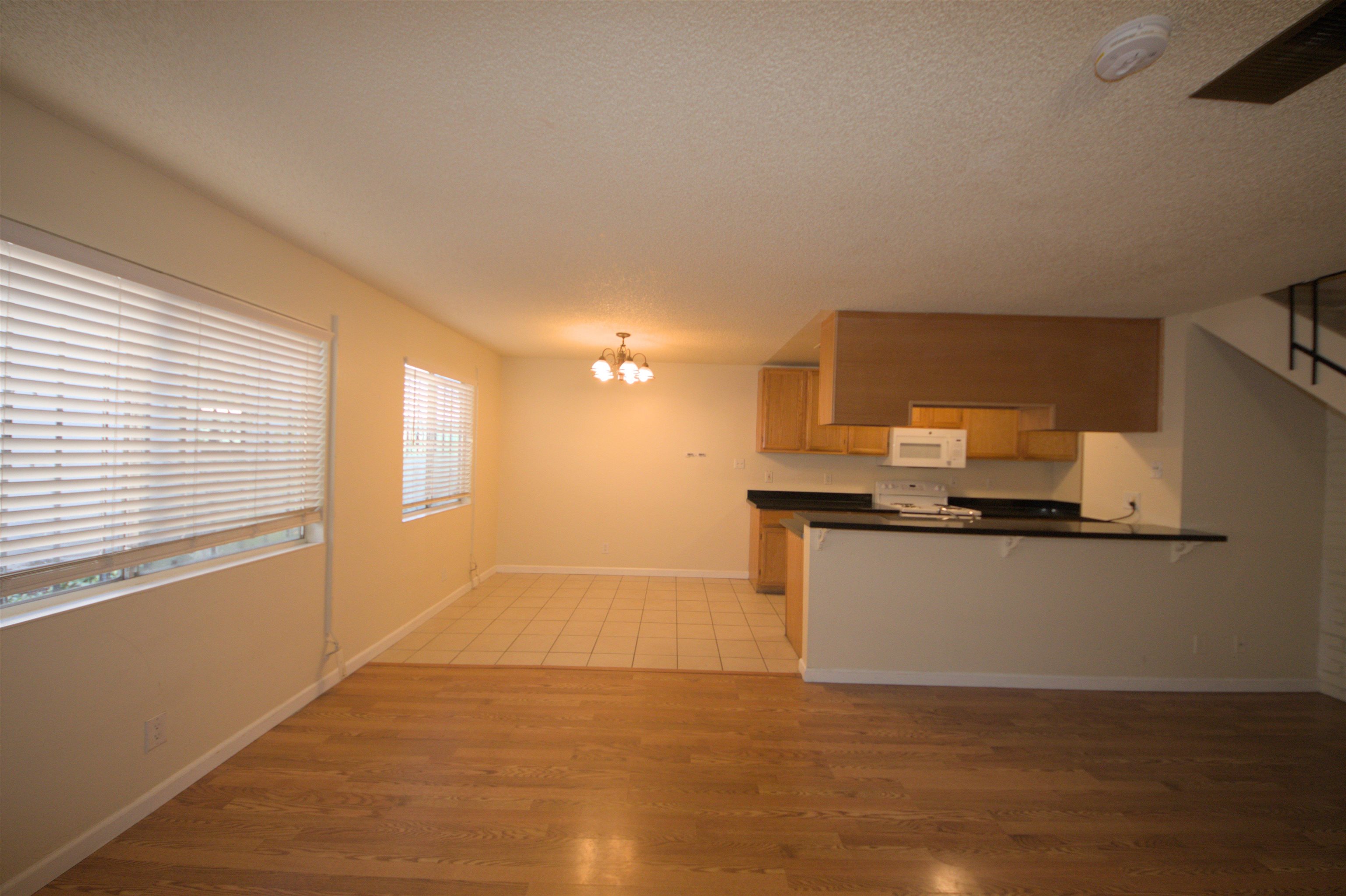 Detail Gallery Image 7 of 43 For 1214 Sycamore Dr #2,  Antioch,  CA 94509 - 2 Beds | 1 Baths
