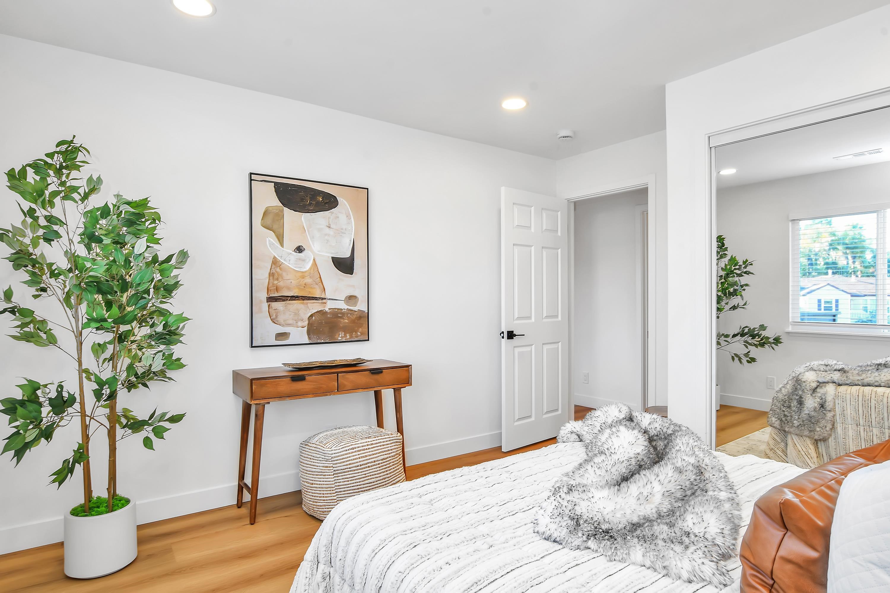 Detail Gallery Image 14 of 29 For 1351 Shell Ave, Martinez,  CA 94553 - 4 Beds | 2 Baths