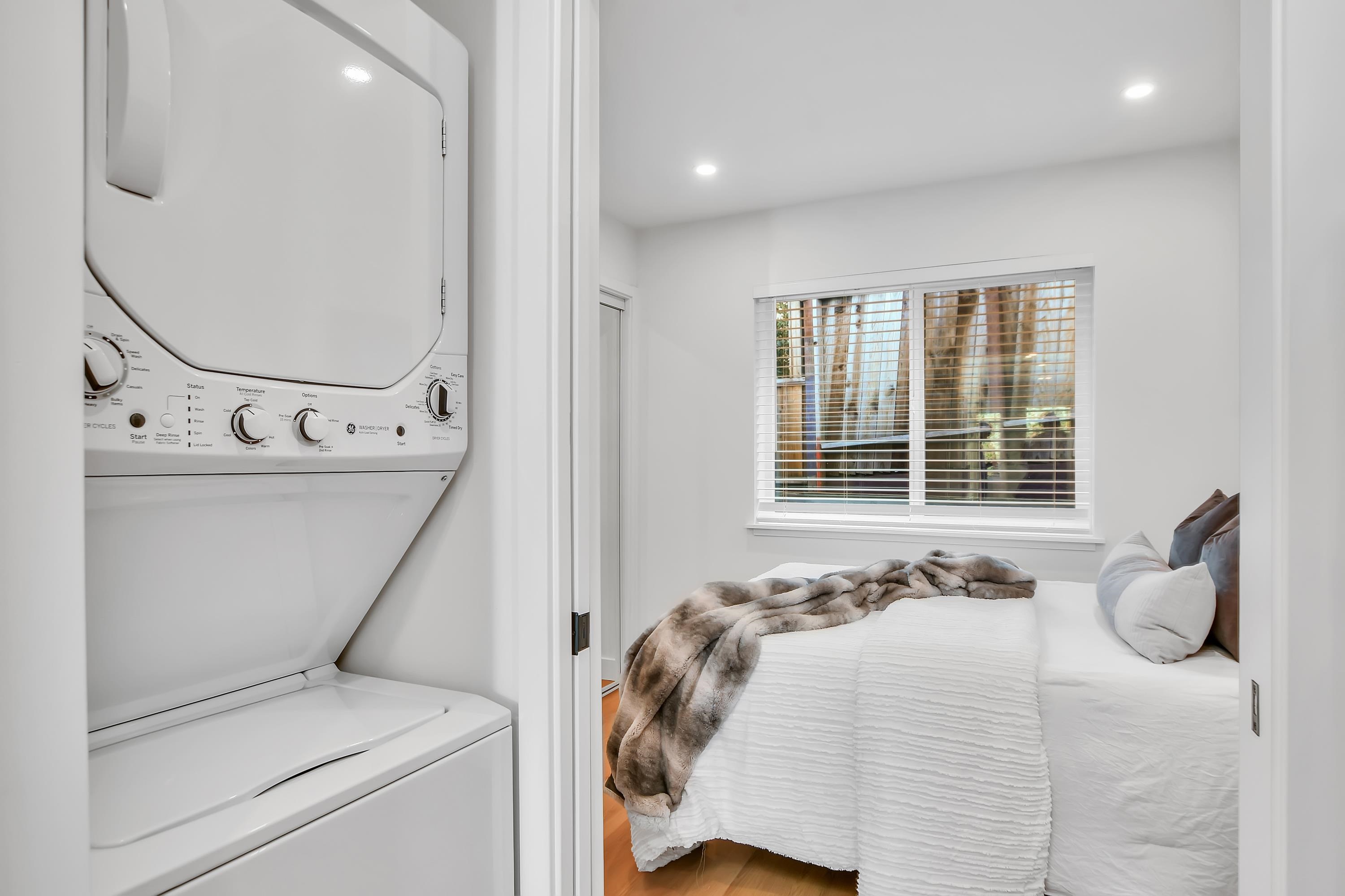 Detail Gallery Image 23 of 29 For 1351 Shell Ave, Martinez,  CA 94553 - 4 Beds | 2 Baths