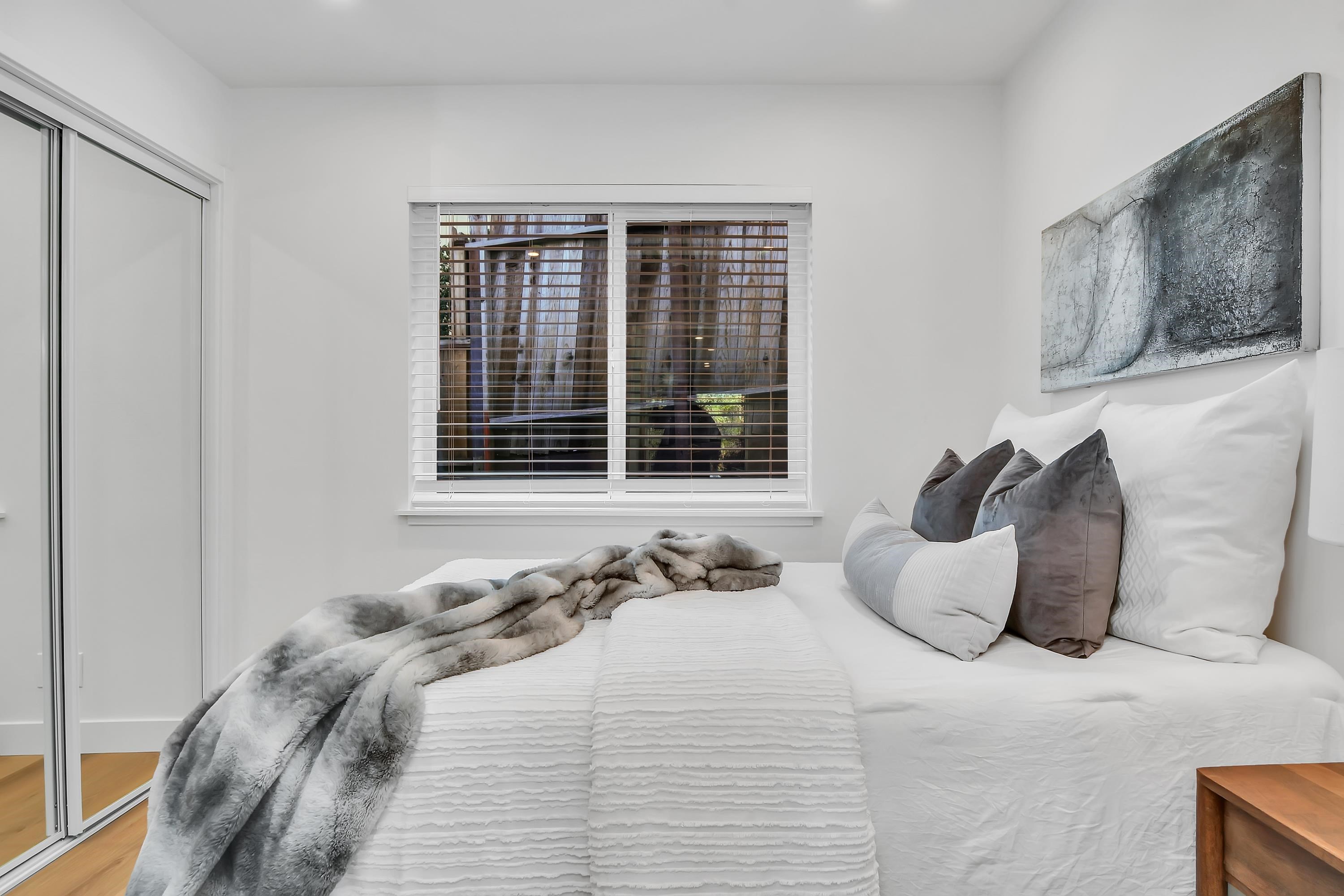 Detail Gallery Image 24 of 29 For 1351 Shell Ave, Martinez,  CA 94553 - 4 Beds | 2 Baths