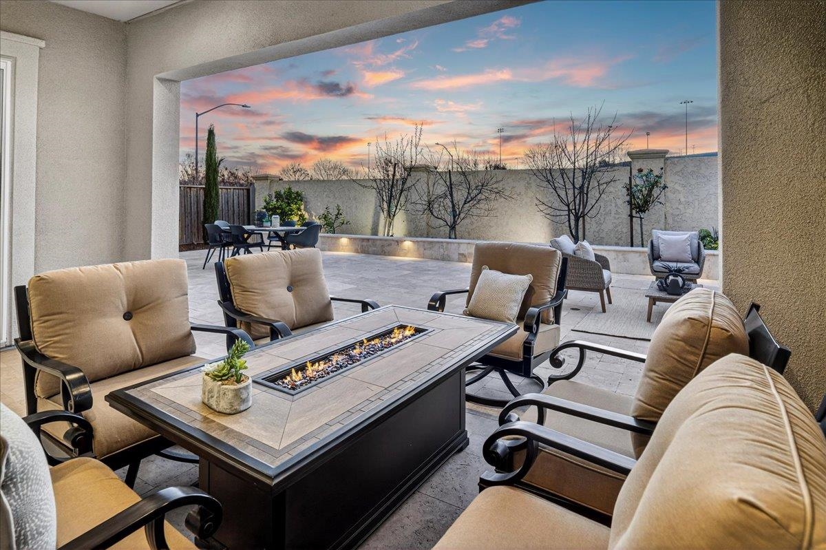 Detail Gallery Image 25 of 60 For 249 Zinnia Ct, San Ramon,  CA 94582 - 4 Beds | 3/1 Baths