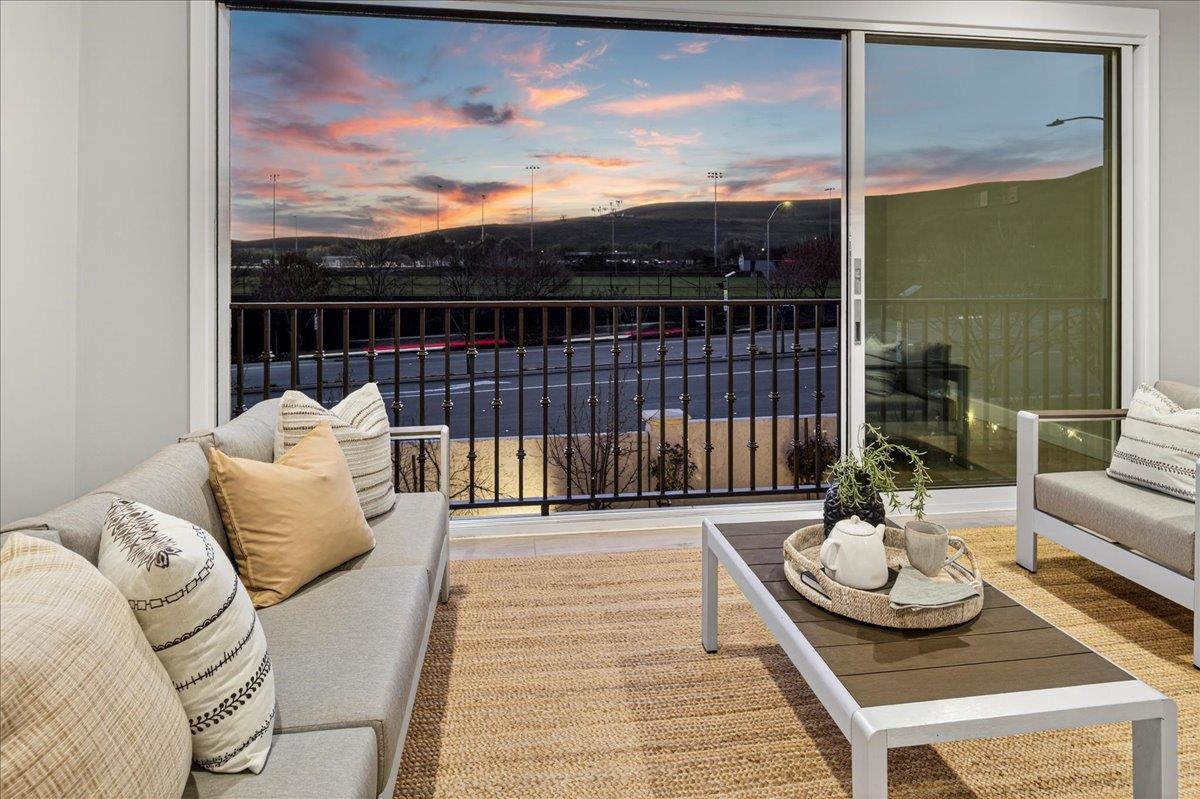 Detail Gallery Image 40 of 60 For 249 Zinnia Ct, San Ramon,  CA 94582 - 4 Beds | 3/1 Baths