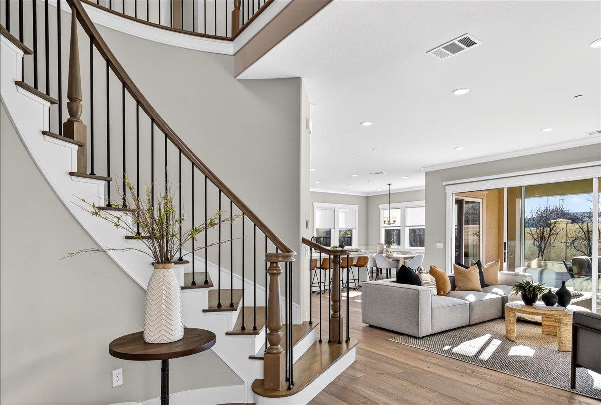 Detail Gallery Image 8 of 60 For 249 Zinnia Ct, San Ramon,  CA 94582 - 4 Beds | 3/1 Baths