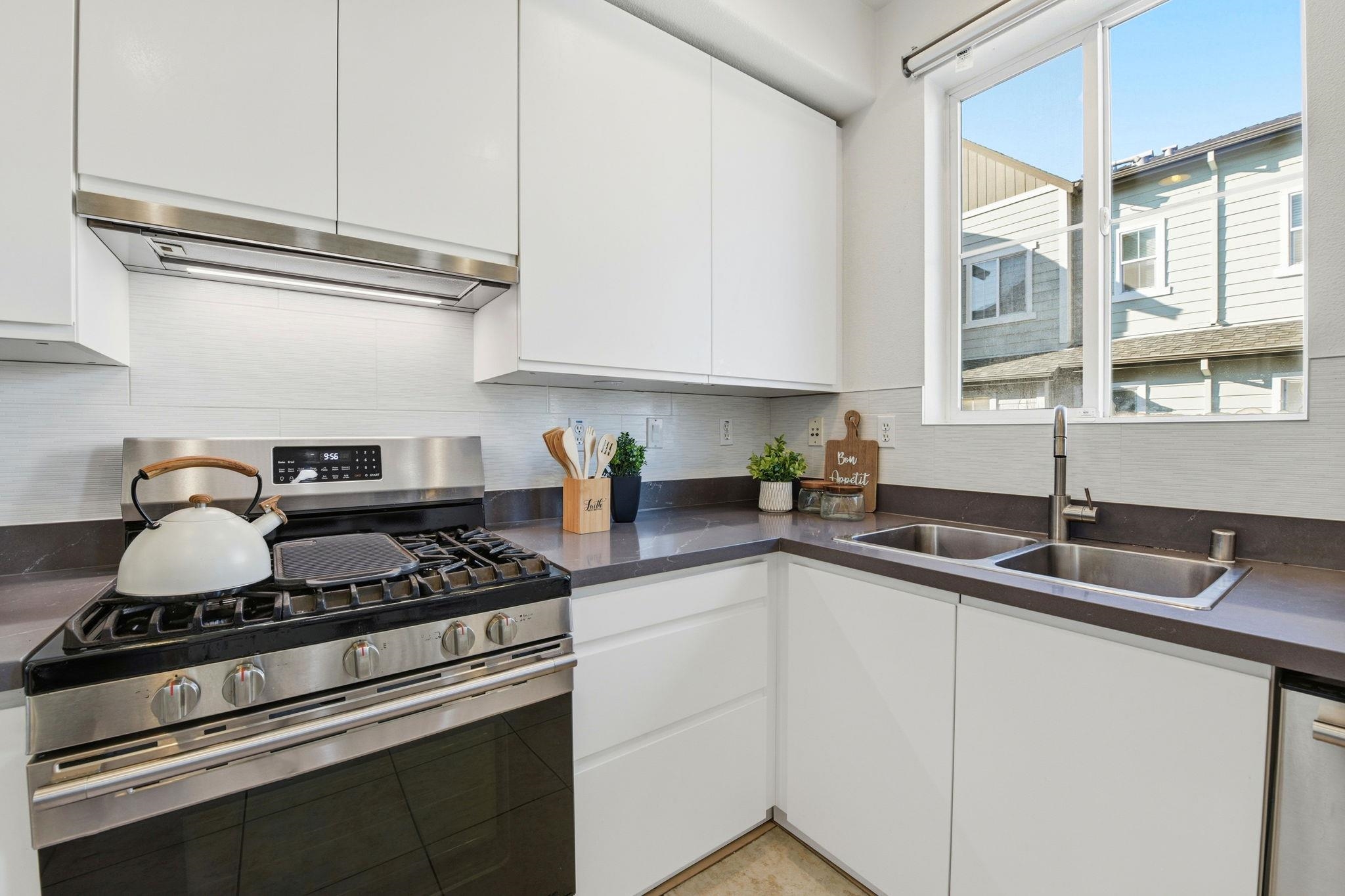 Photo #4: 41120977 Listing: Photo #4