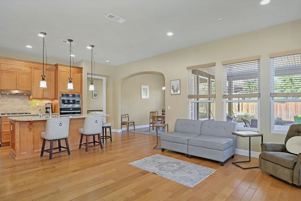 Detail Gallery Image 6 of 45 For 1765 Merlot Cir, Brentwood,  CA 94513 - 2 Beds | 2 Baths