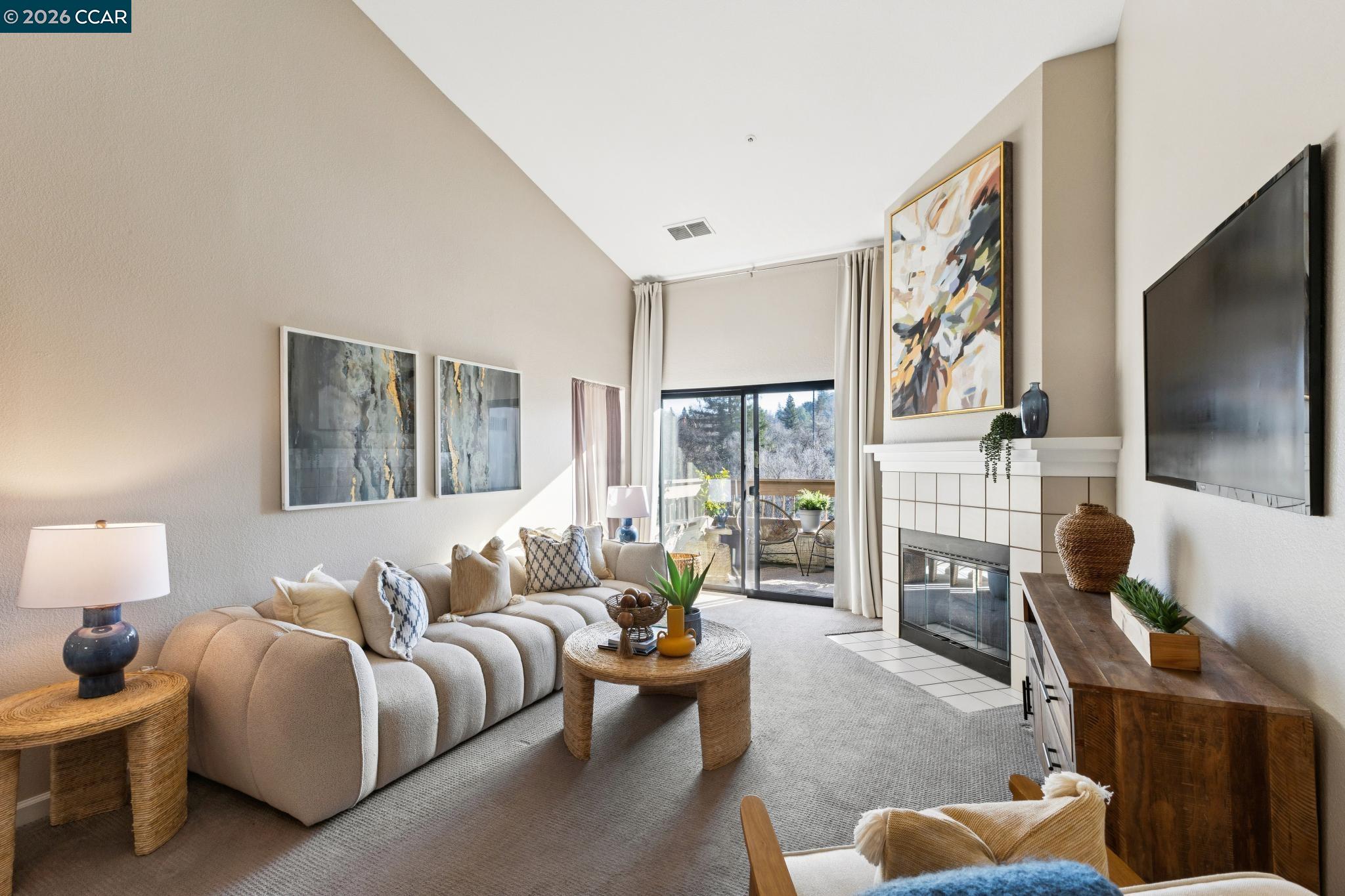 Photo #1: 41120984 Listing: Photo #1