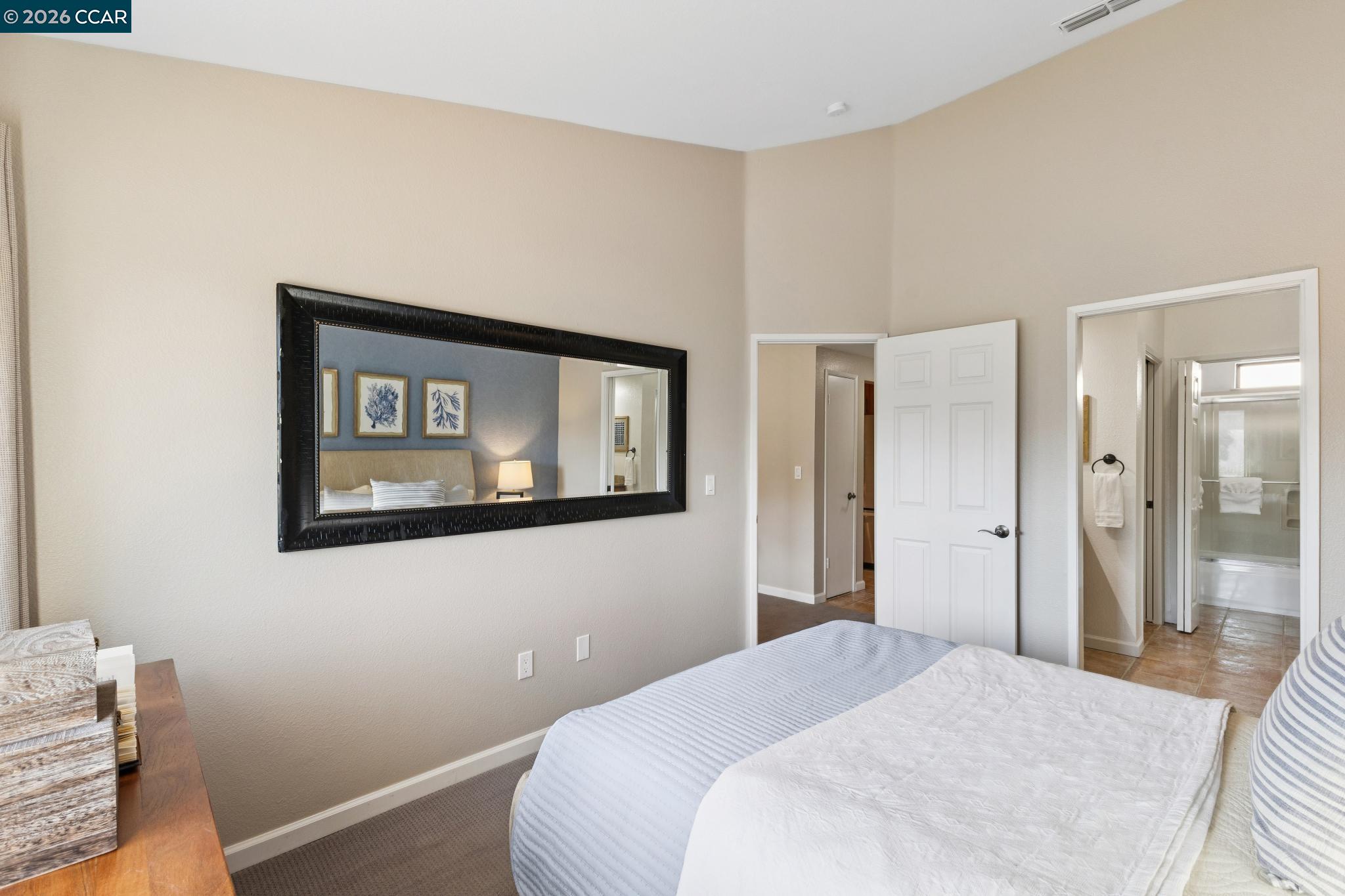 Photo #25: 41120984 Listing: Photo #25