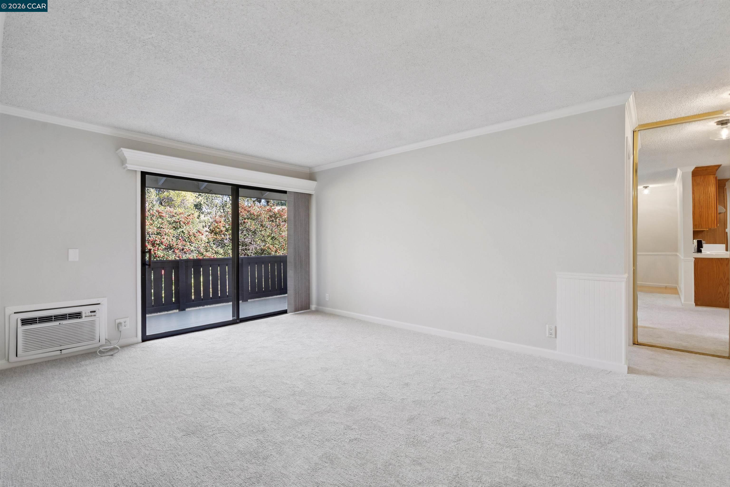 Photo #3: 41120985 Listing: Photo #3